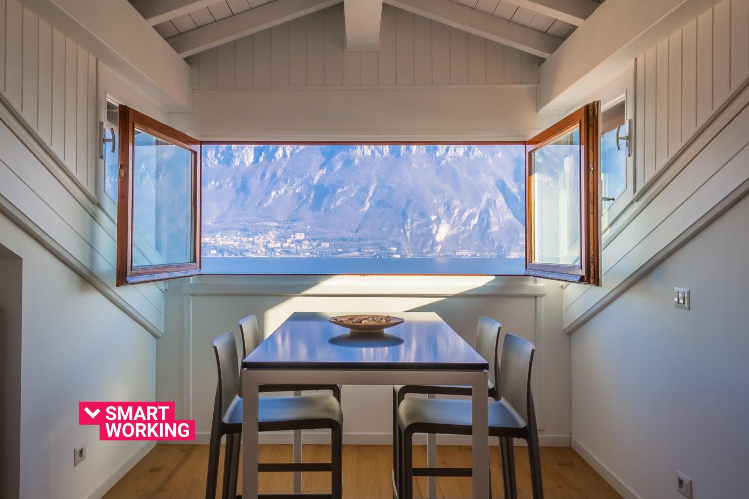 La Baia with breathtaking lake views by Wonderful Italy photo 3