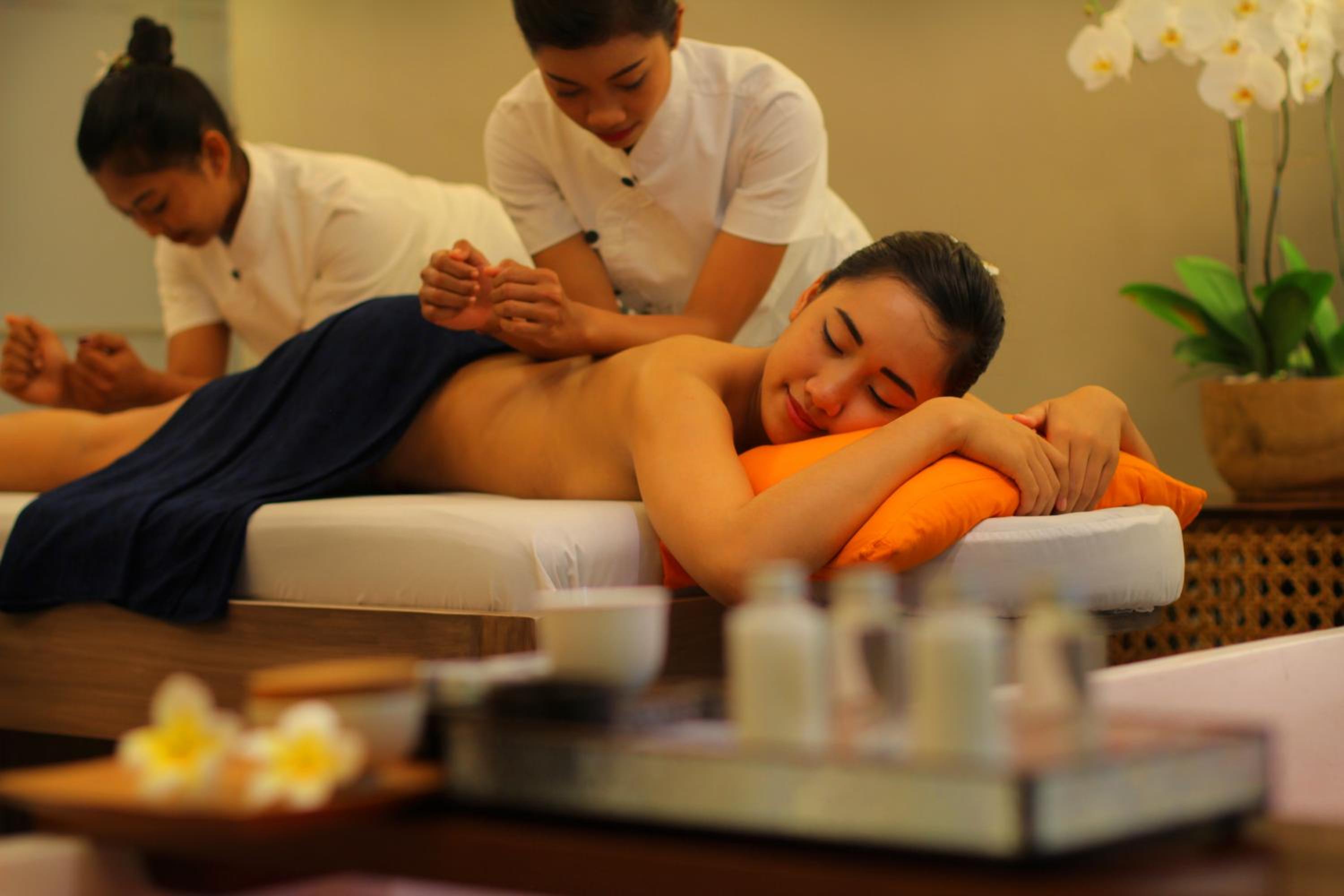 Seminyak Icon - by Karaniya Experience - CHSE certified