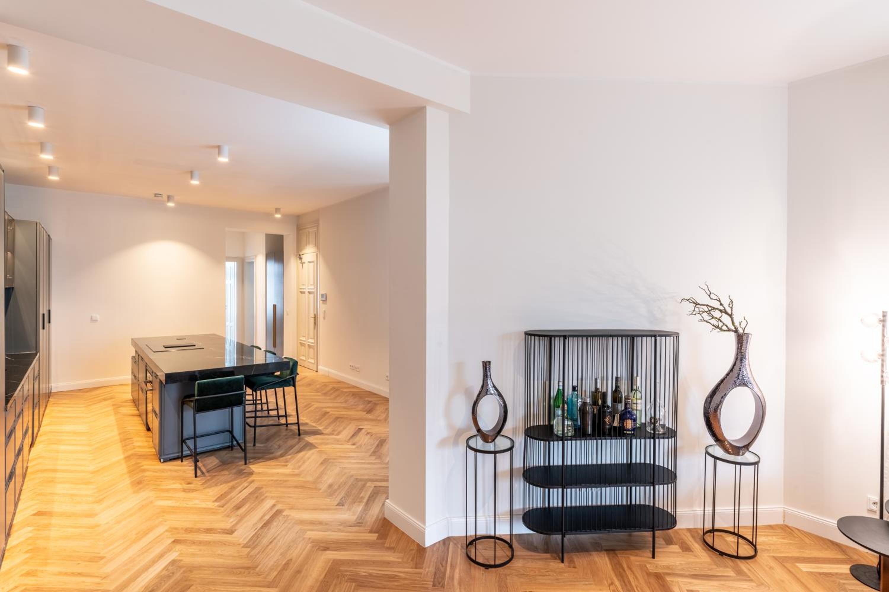 Spacious Apartments In Mitte- Feel The Citycenter