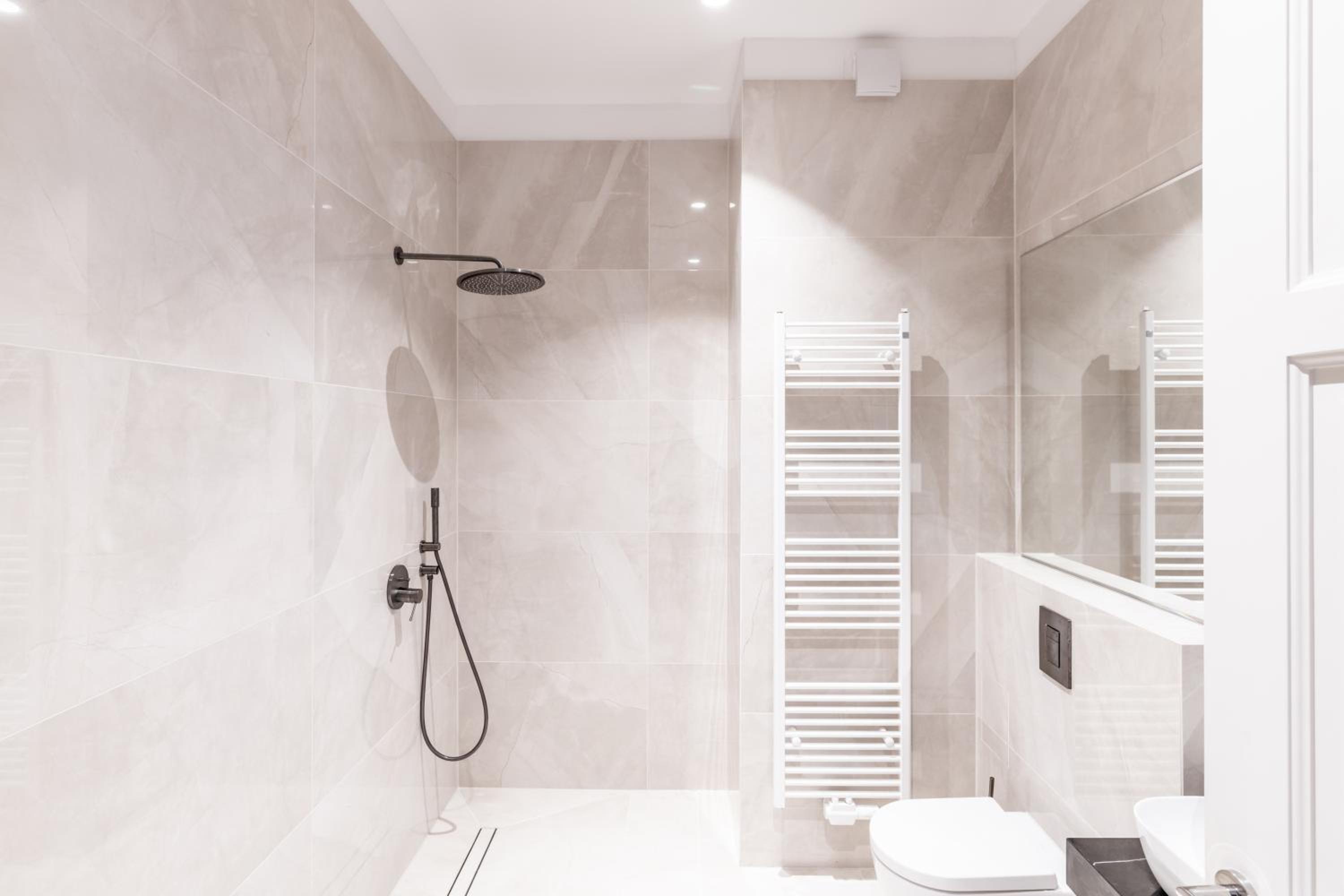 Spacious Apartments In Mitte- Feel The Citycenter