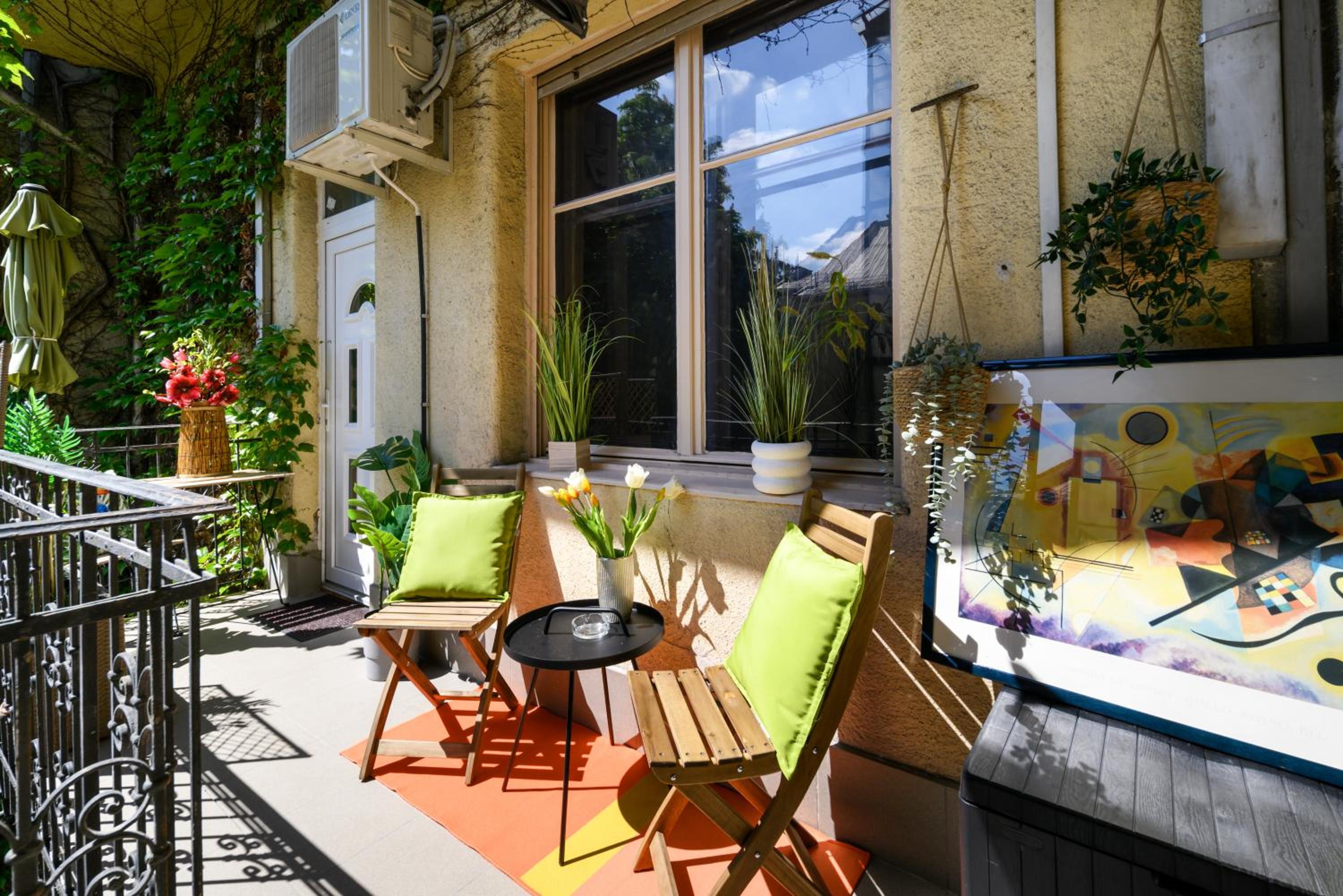 balance & terrace