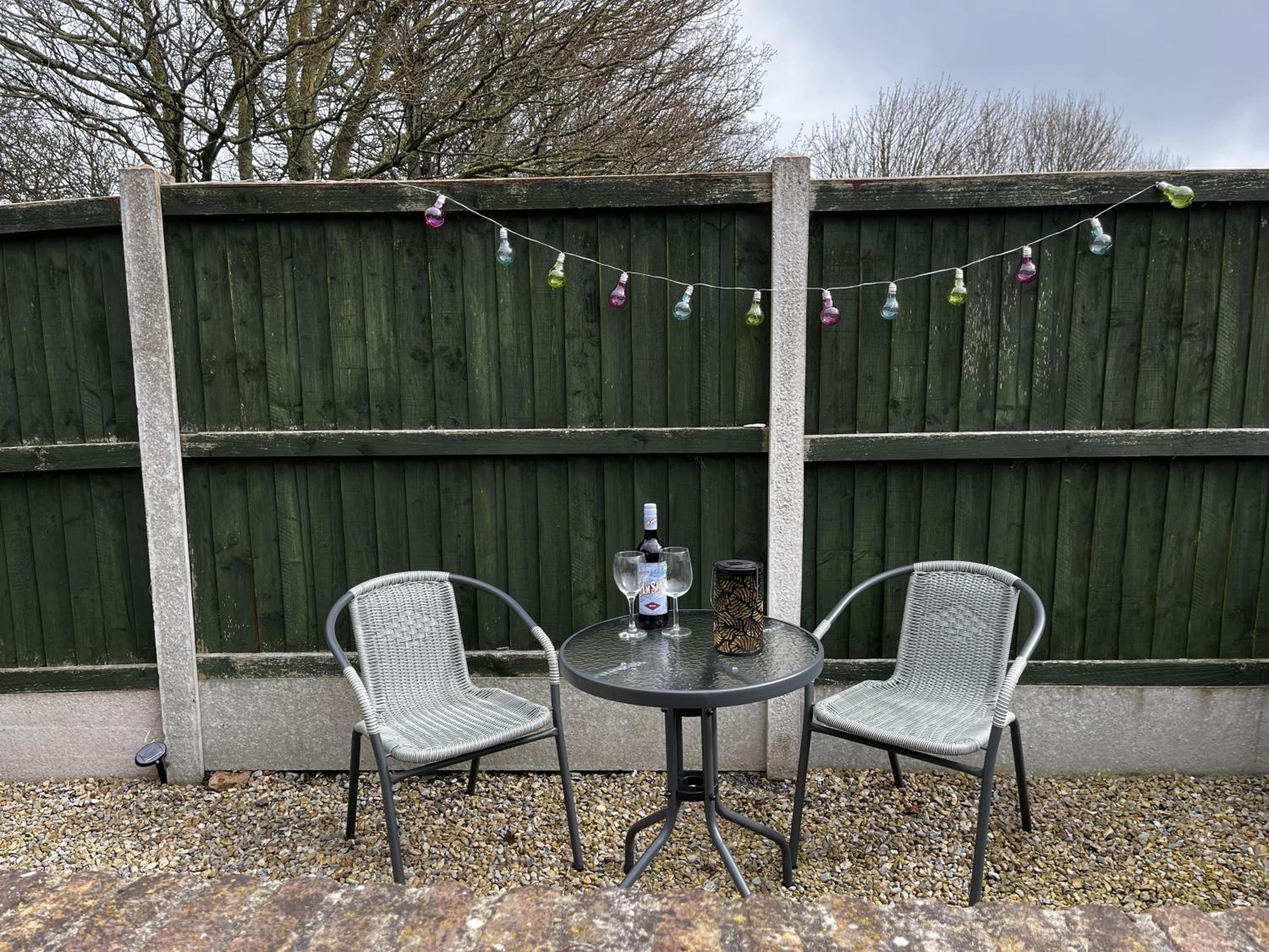 One bedroom barn with free parking view 5
