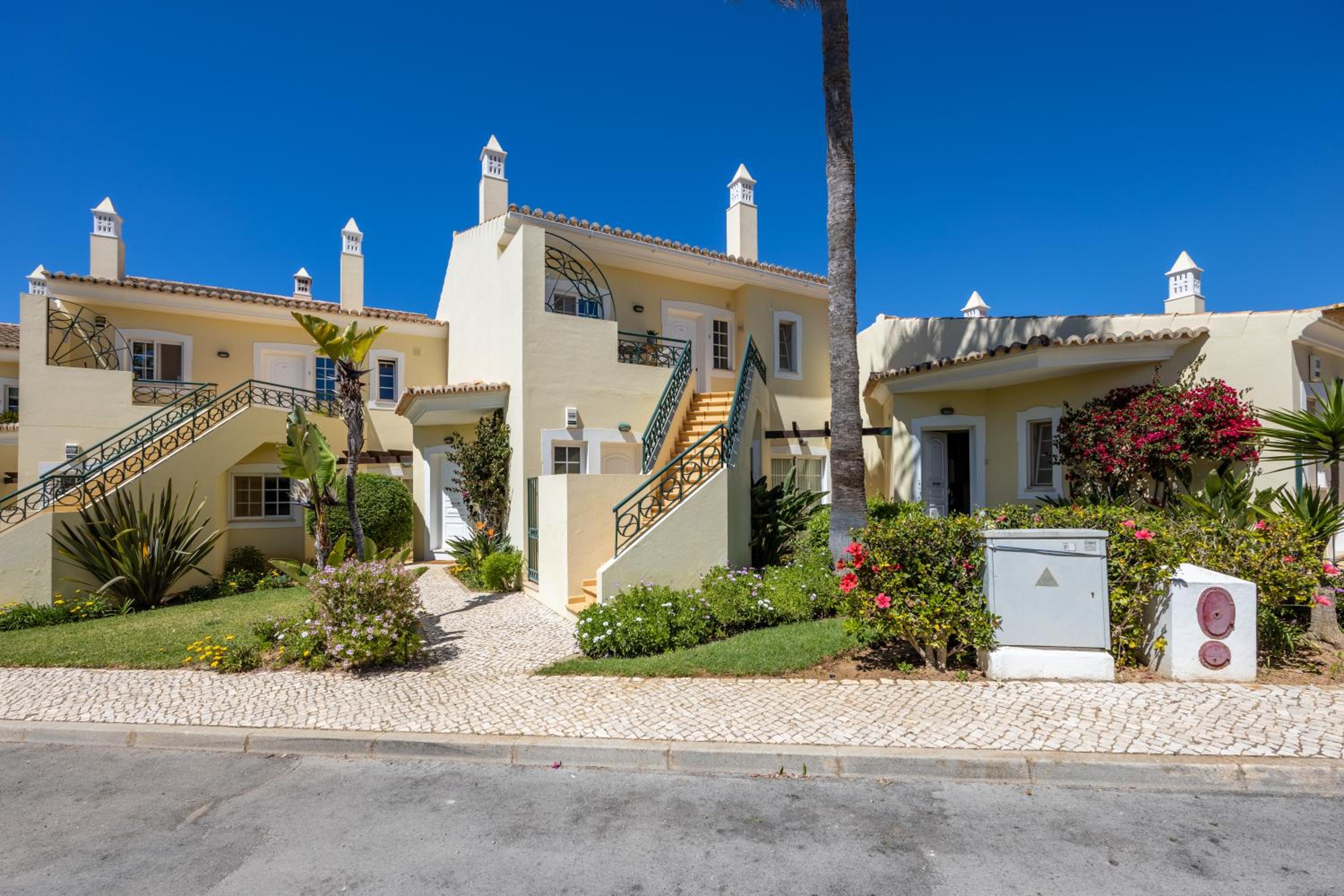 Hotel Apartment Presa de Moura - Image 1