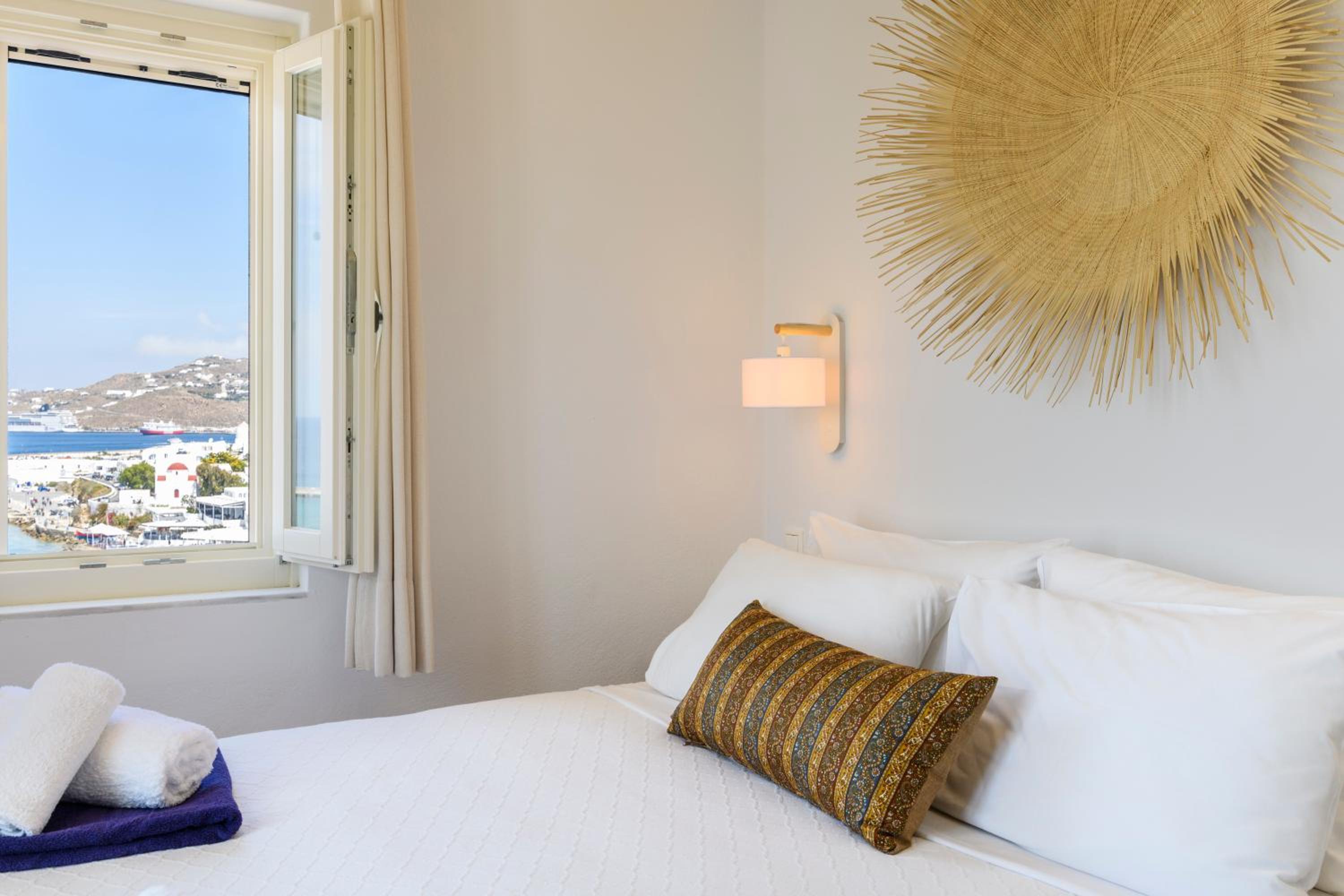 Supreme Mykonos Town House with Views & Pool & Parking photo 4