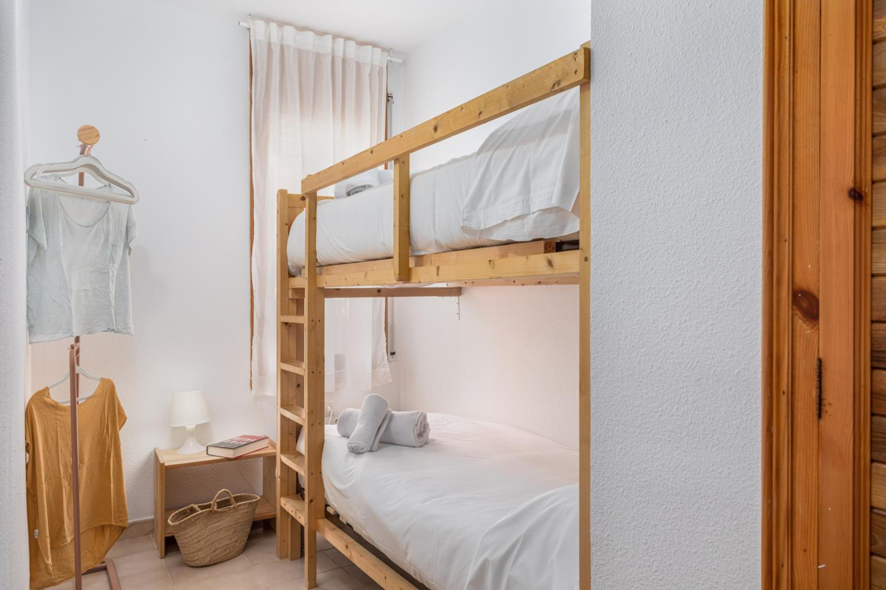 Apartamentos CASA MAREA La Fosca parking y piscina