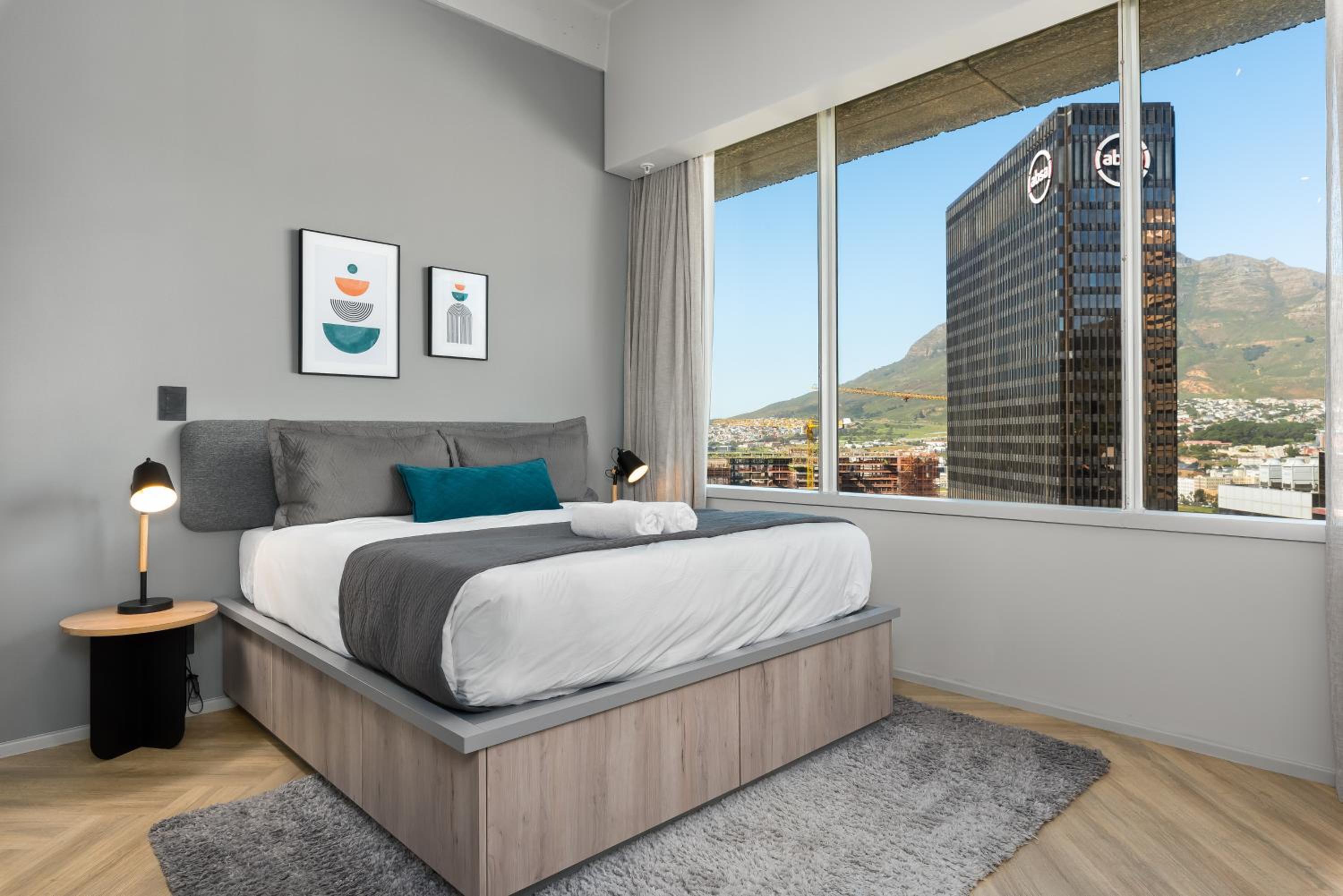 One Thibault Luxury Apartments
