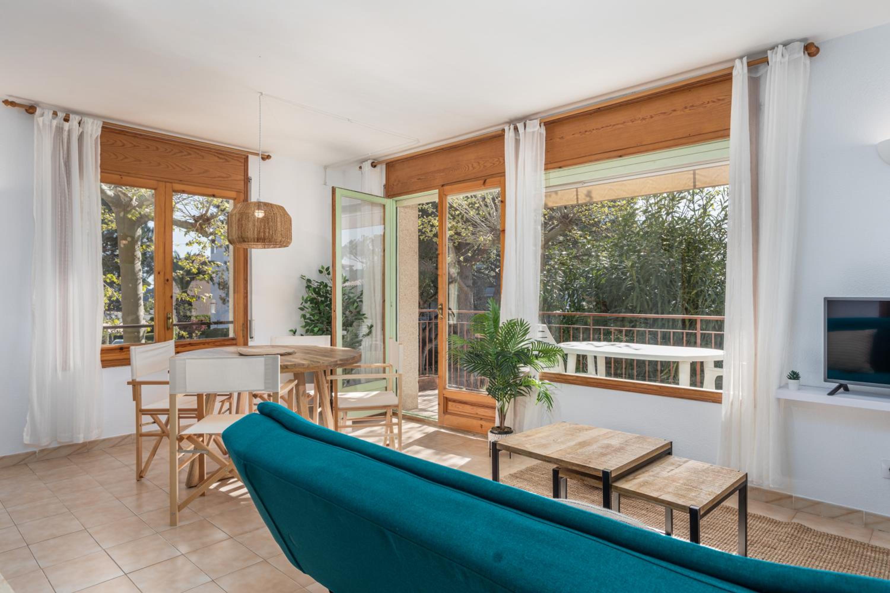 Apartamentos CASA MAREA La Fosca parking y piscina