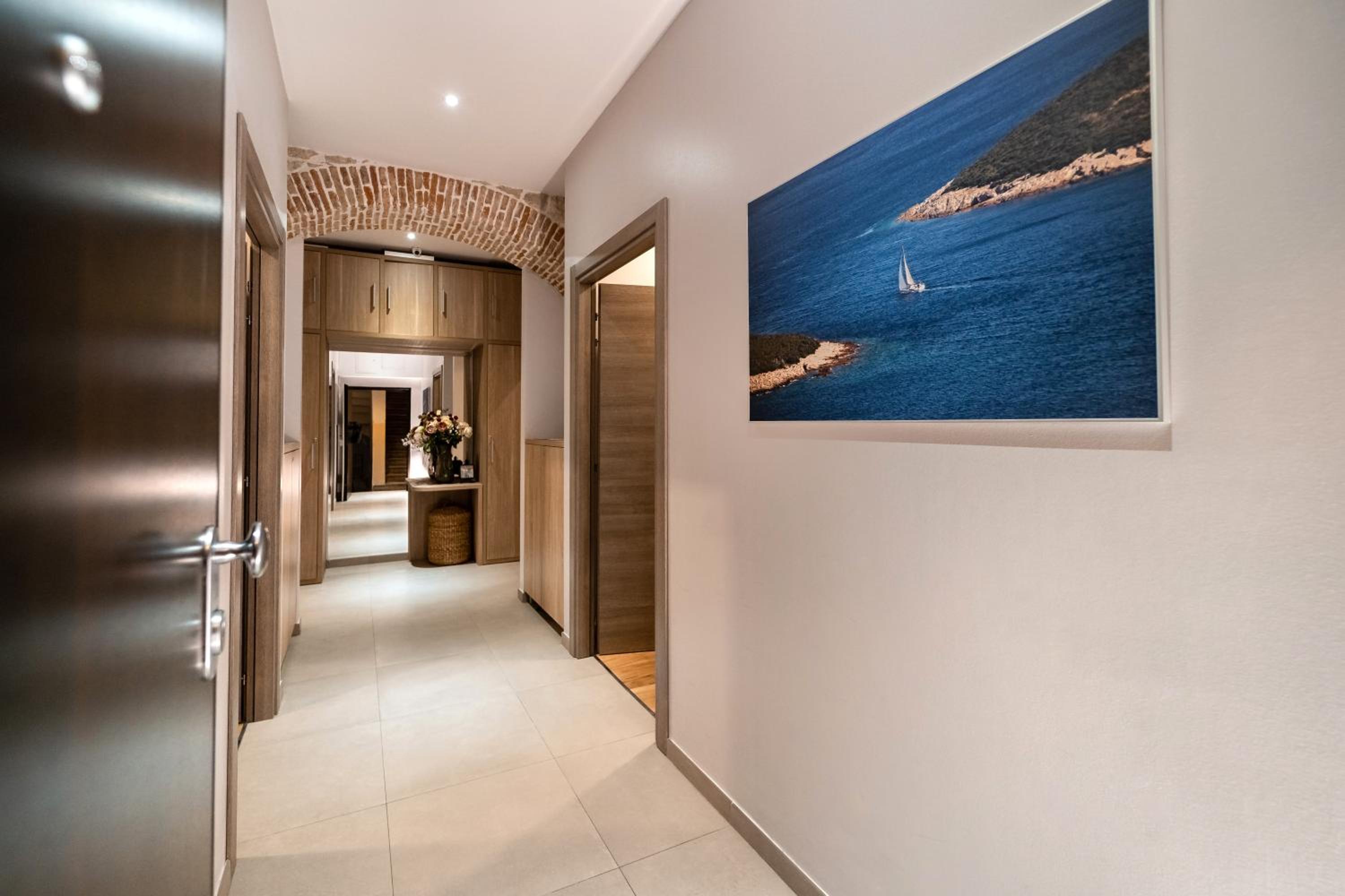 Tifani Luxury Rooms