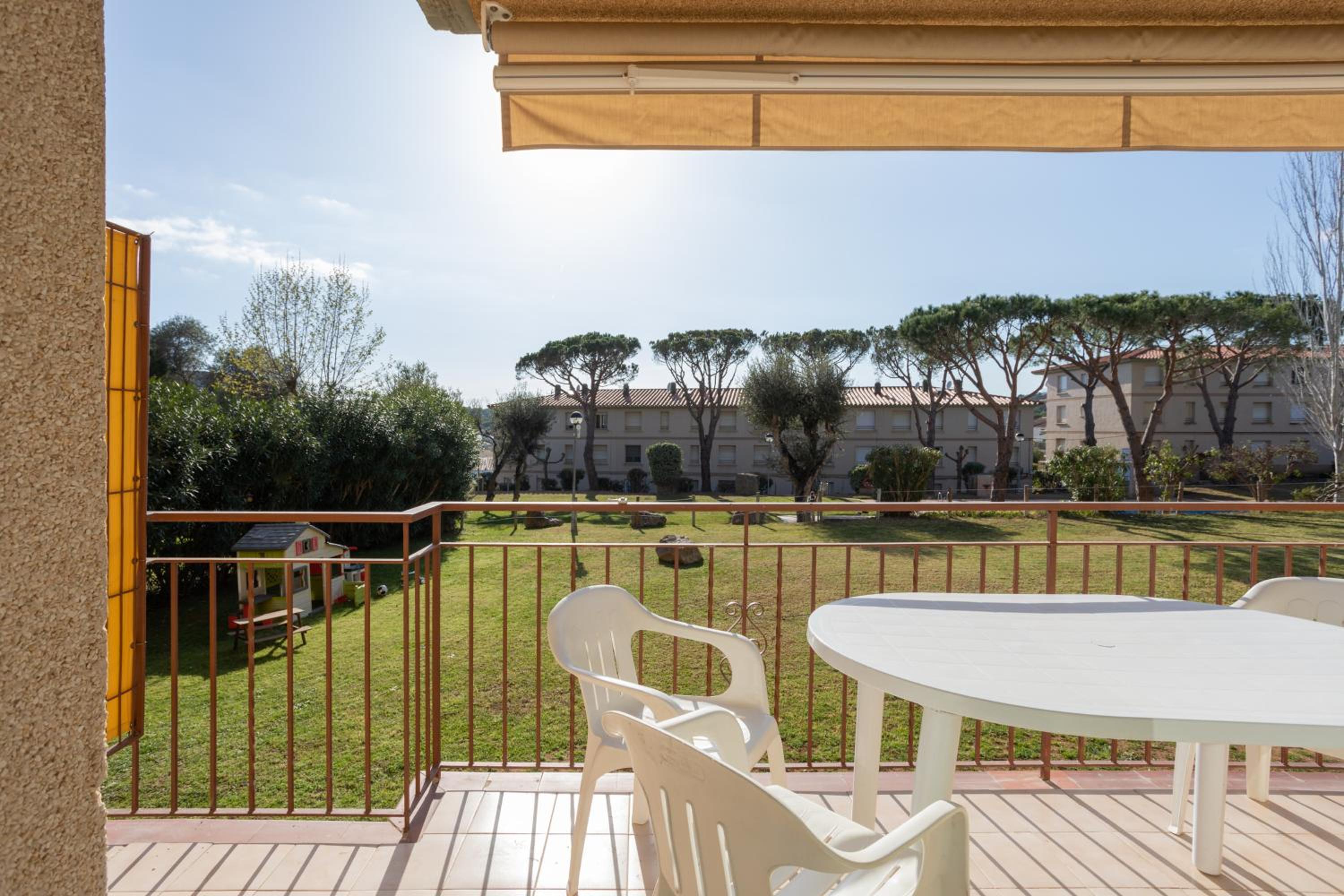 Apartamentos CASA MAREA La Fosca parking y piscina