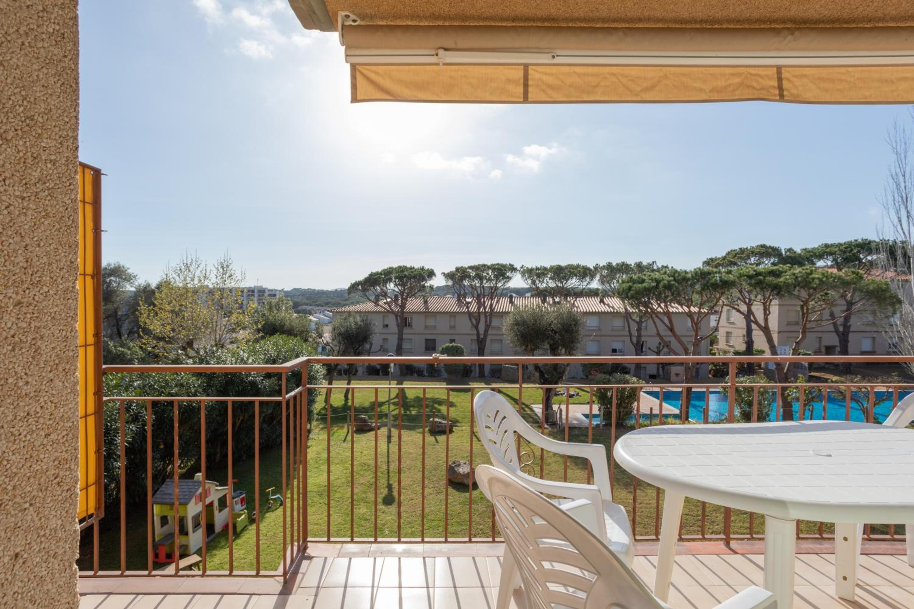 Apartamentos CASA MAREA La Fosca parking y piscina