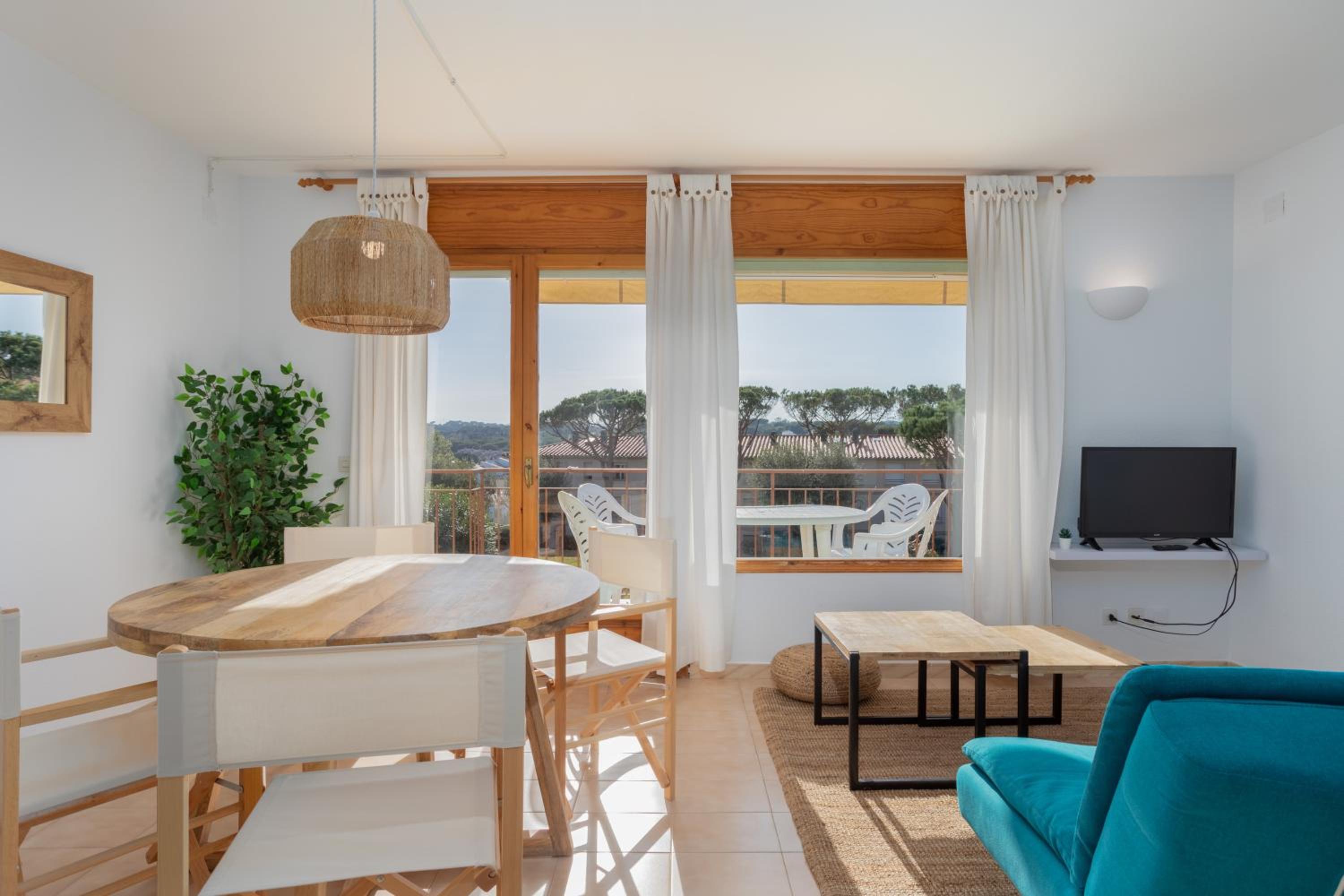 Apartamentos CASA MAREA La Fosca parking y piscina