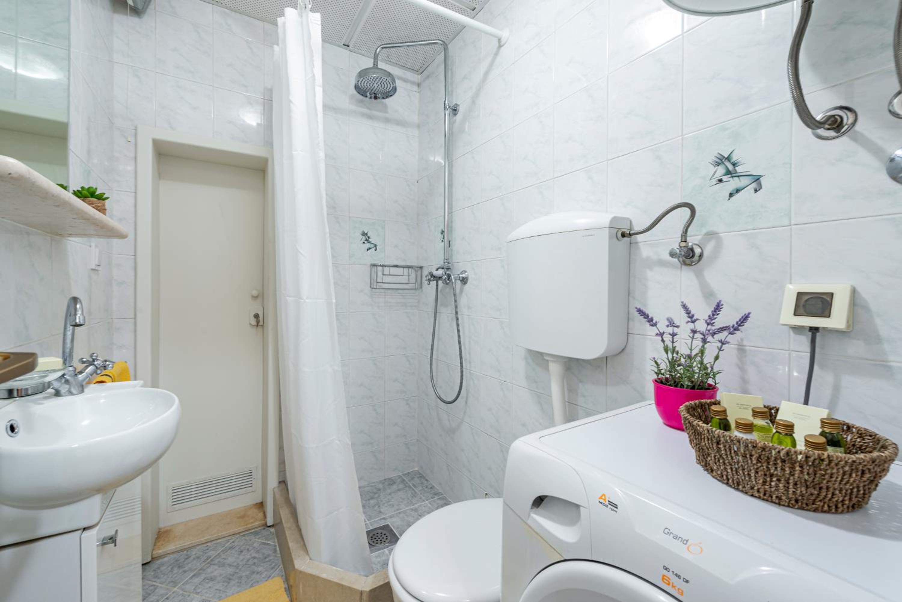 Dubrovnik Seaview apartment 10 min to the Old Town