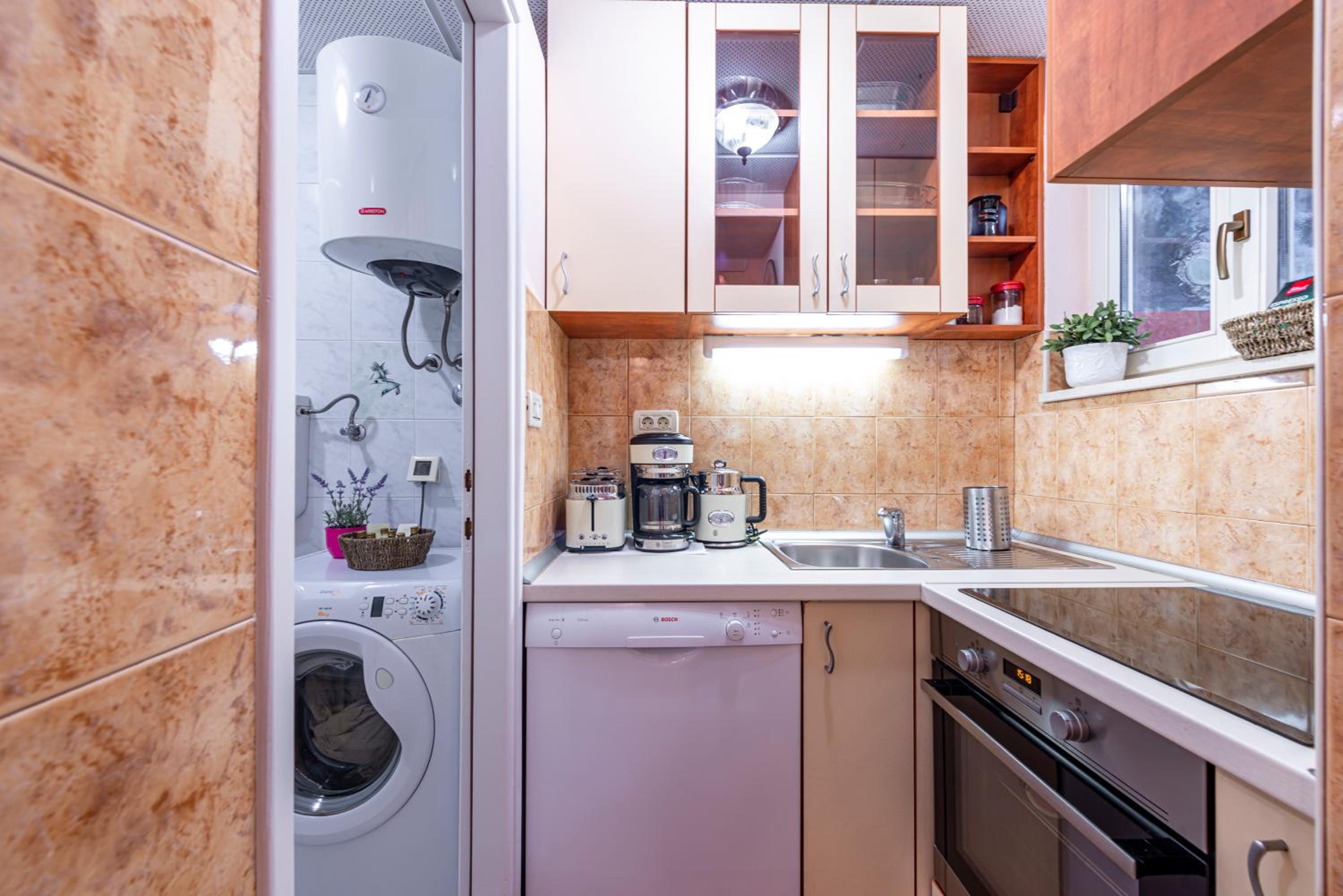 Dubrovnik Seaview apartment 10 min to the Old Town