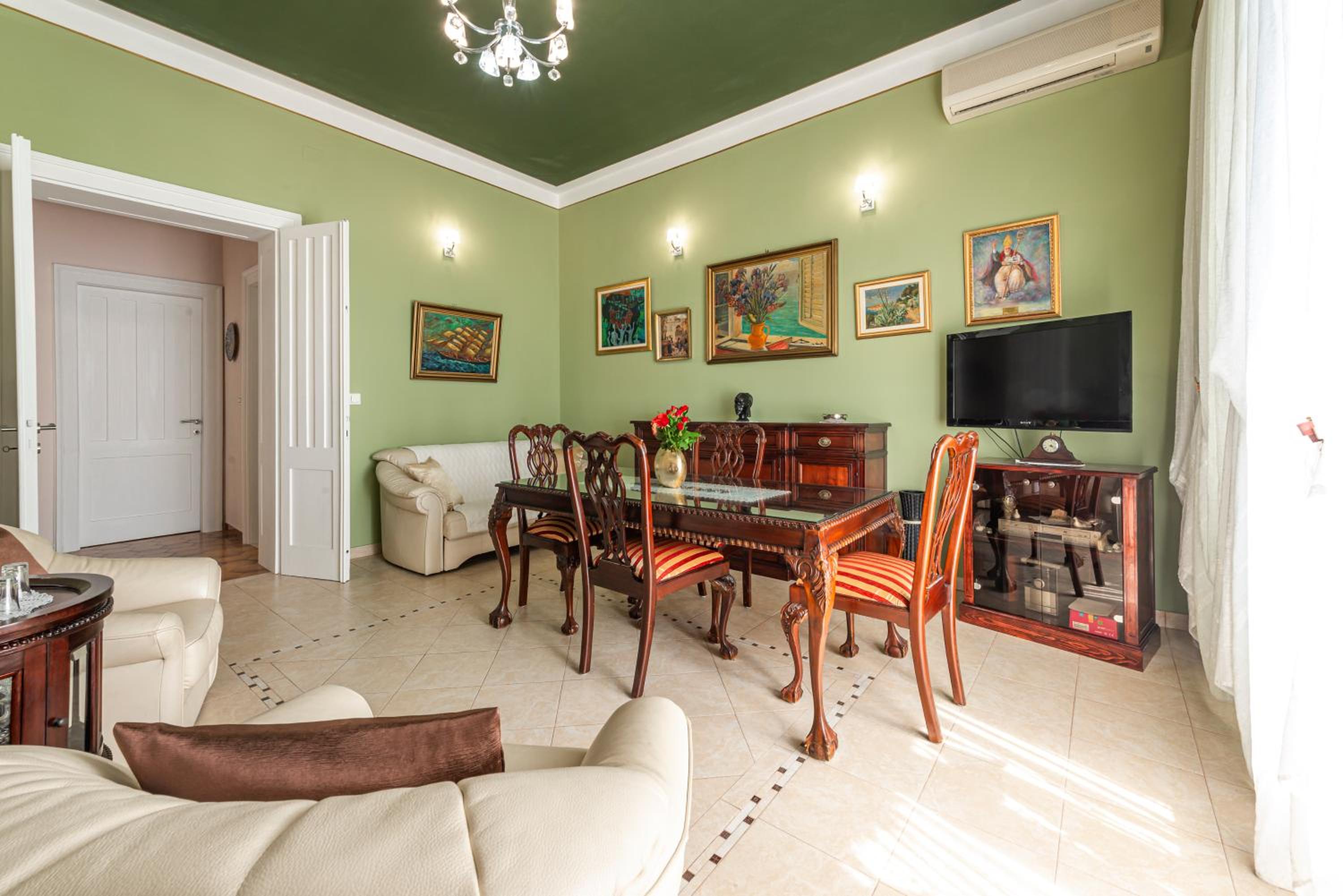 Dubrovnik Seaview apartment 10 min to the Old Town