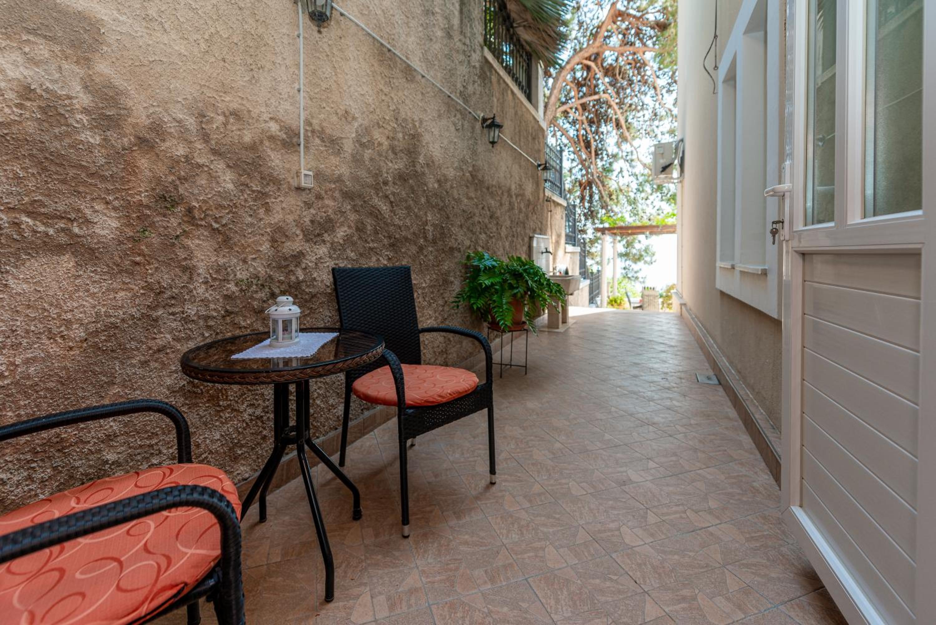 Dubrovnik Seaview apartment 10 min to the Old Town