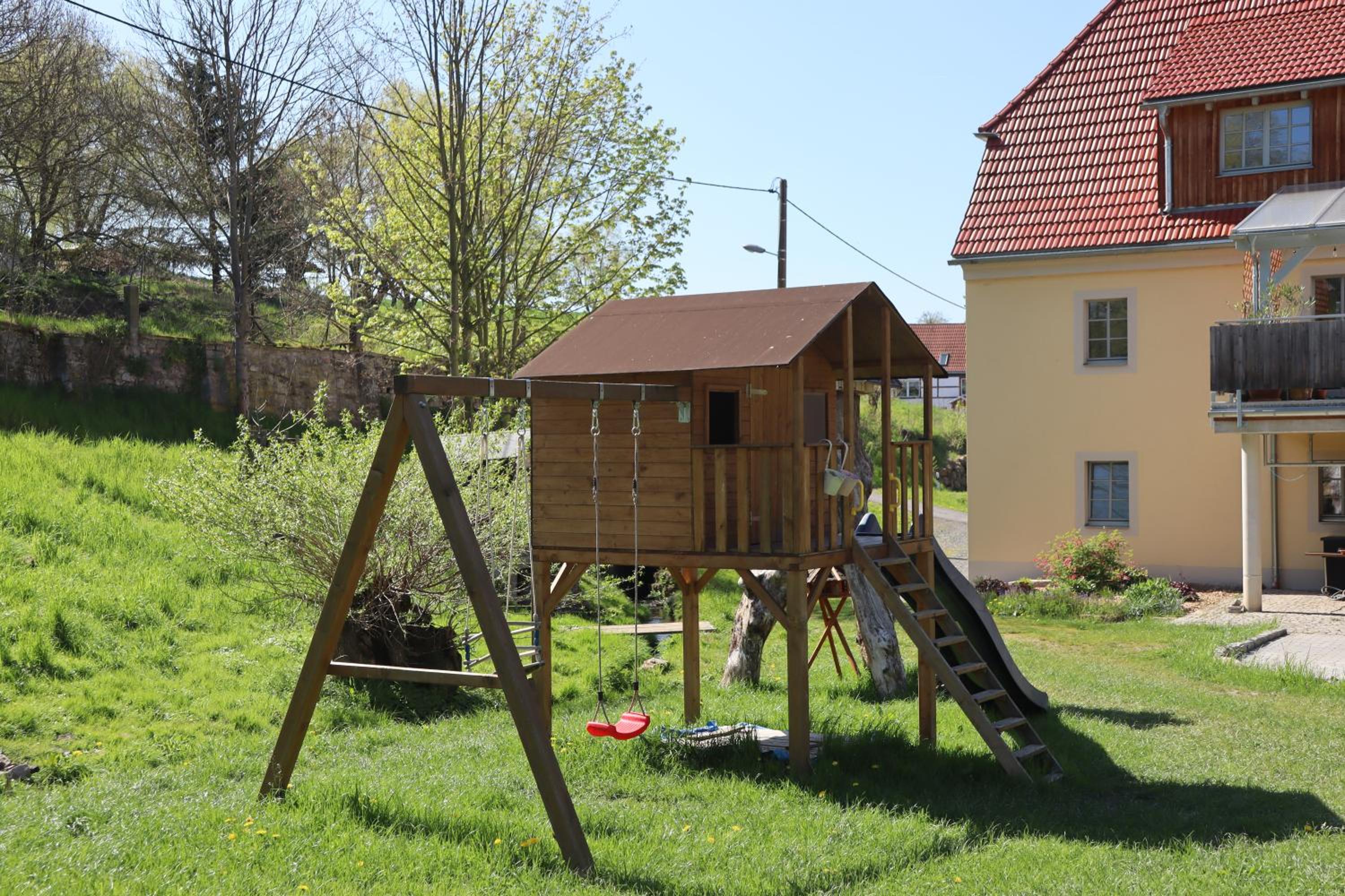 Photo 9