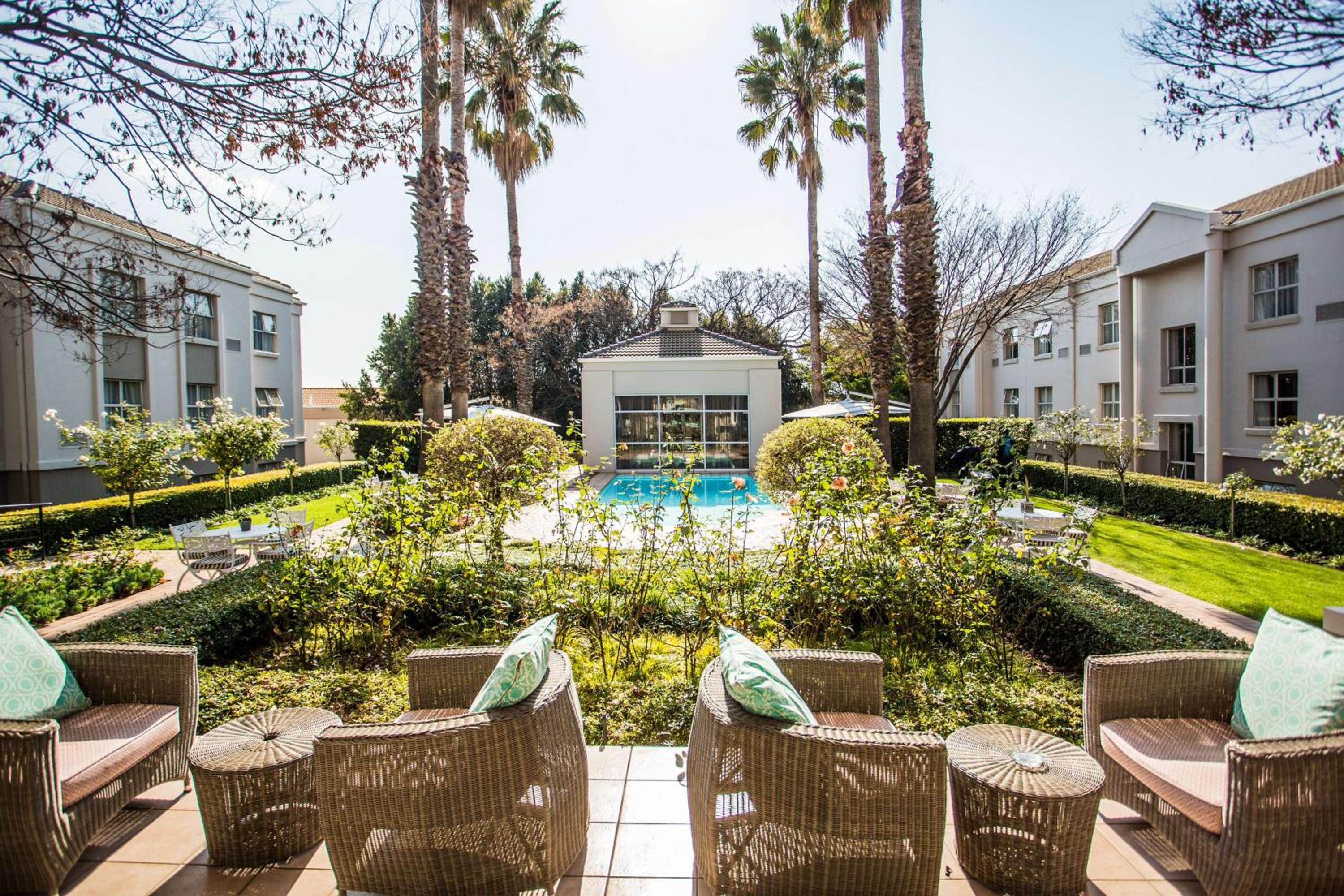 Johannesburg Vacations - Garden Court Morningside Sandton - Property Image 53