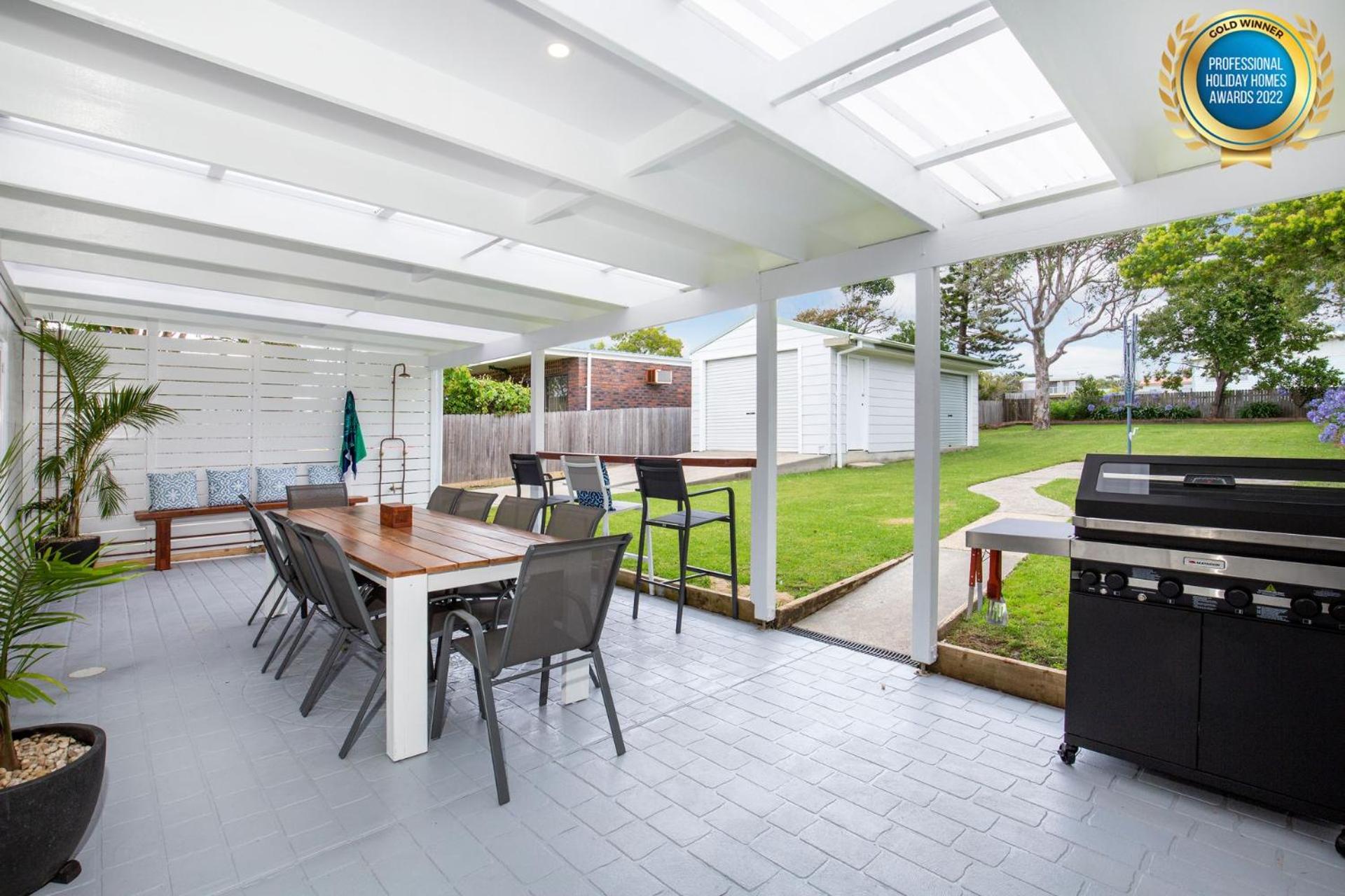 Sunfish Pet Friendly 4 Mins Walk to Beach