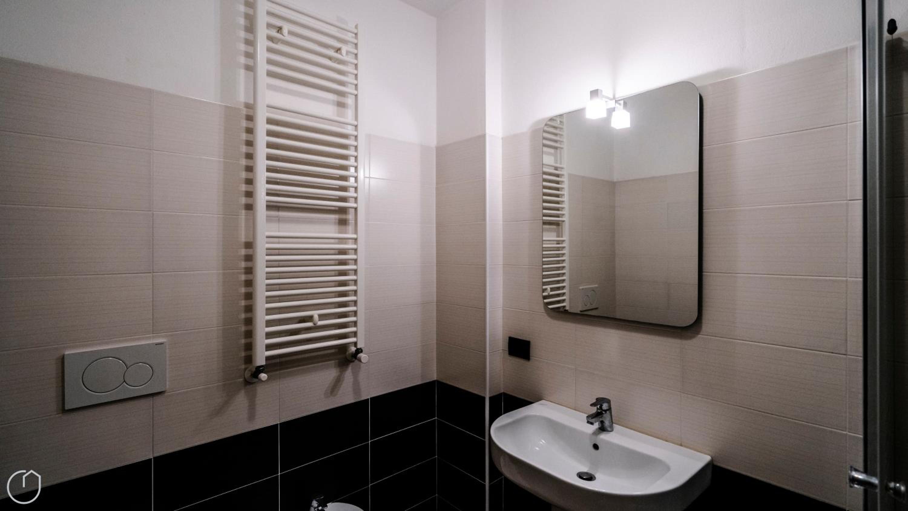 Mimosa 1 int 7 en Cervo — bathroom