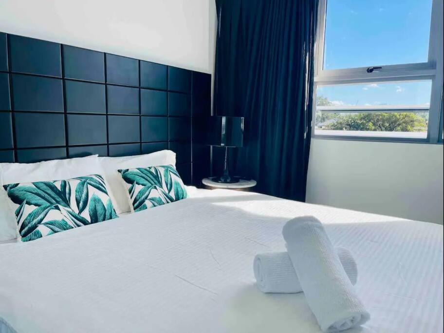 Chatswood Exeutive Suites - 3beds2baths with Parking