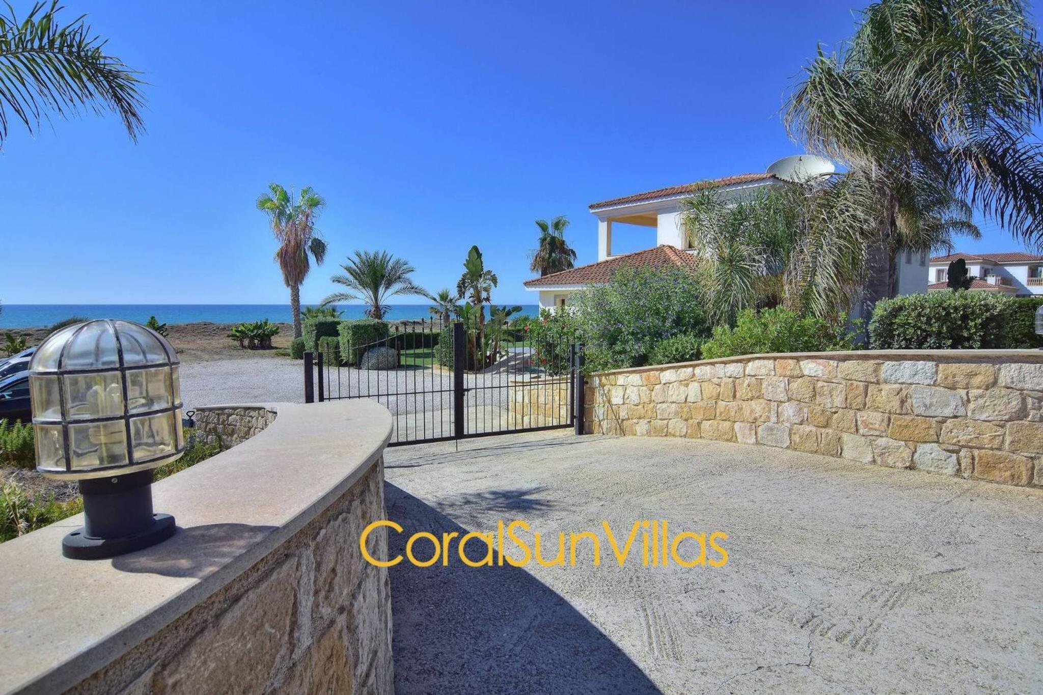 Nature - Direct To Sandy Beach, Impressive Villa, Quiet area