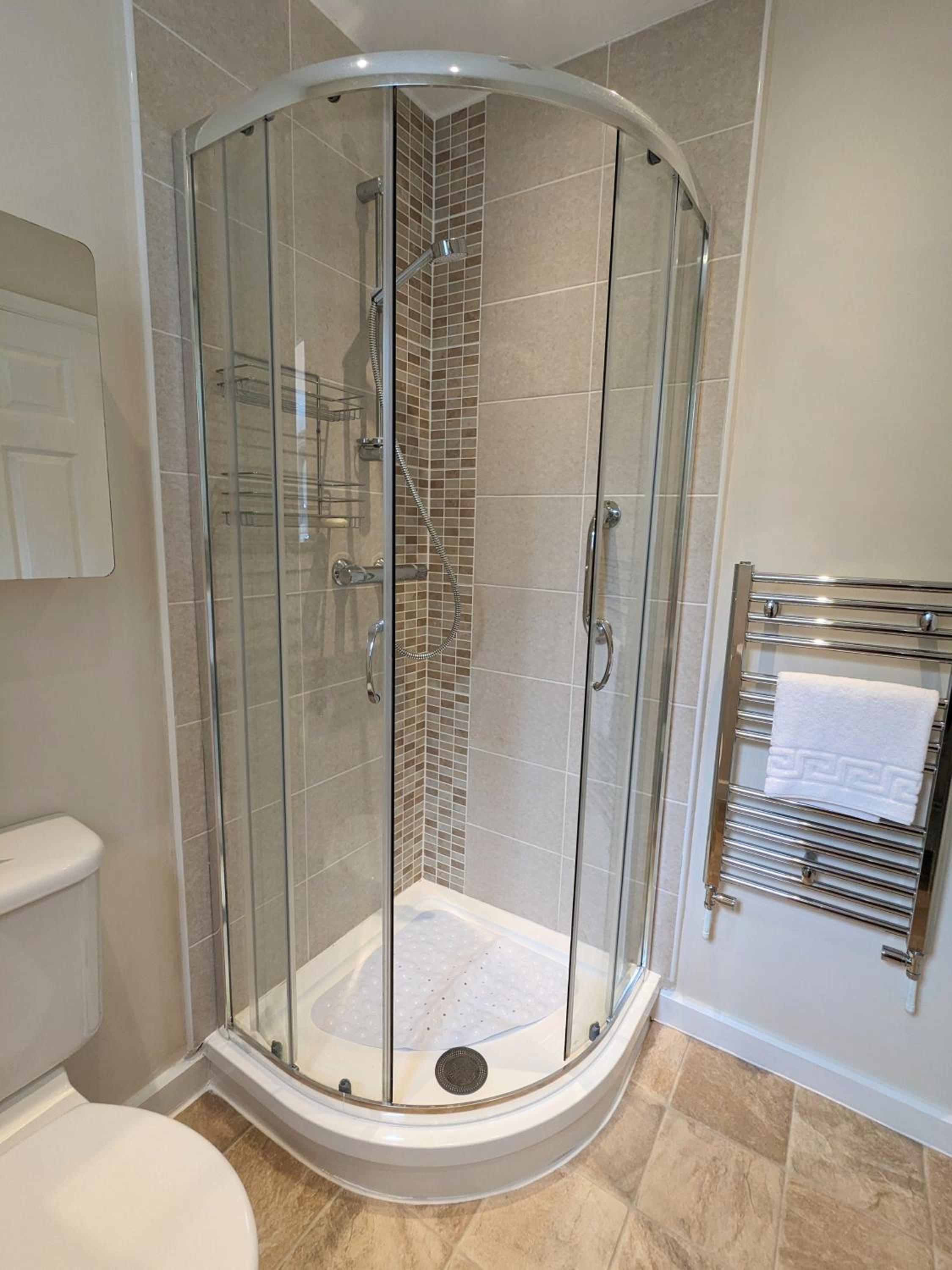 Studio Apartment North Cardiff