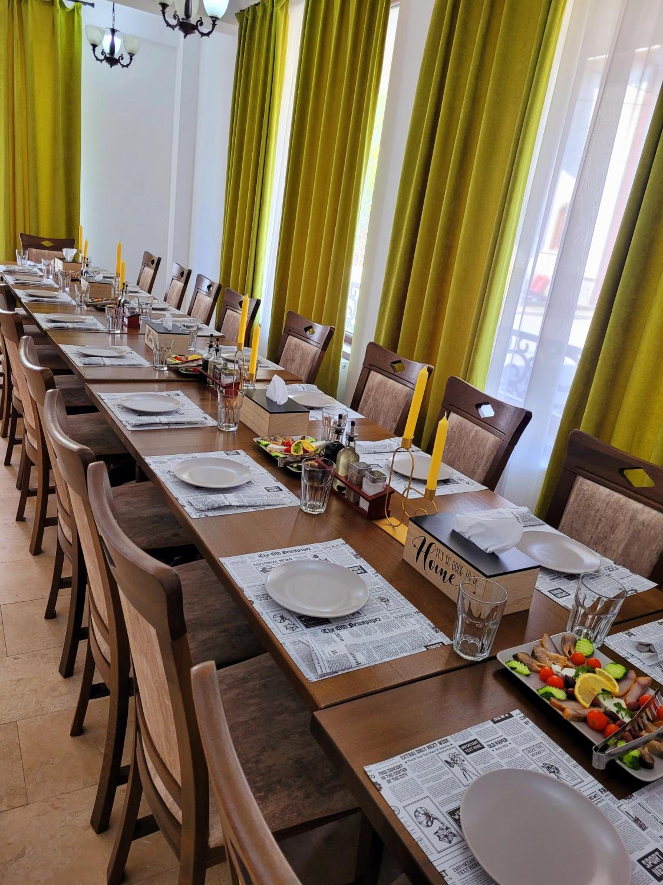 restaurant