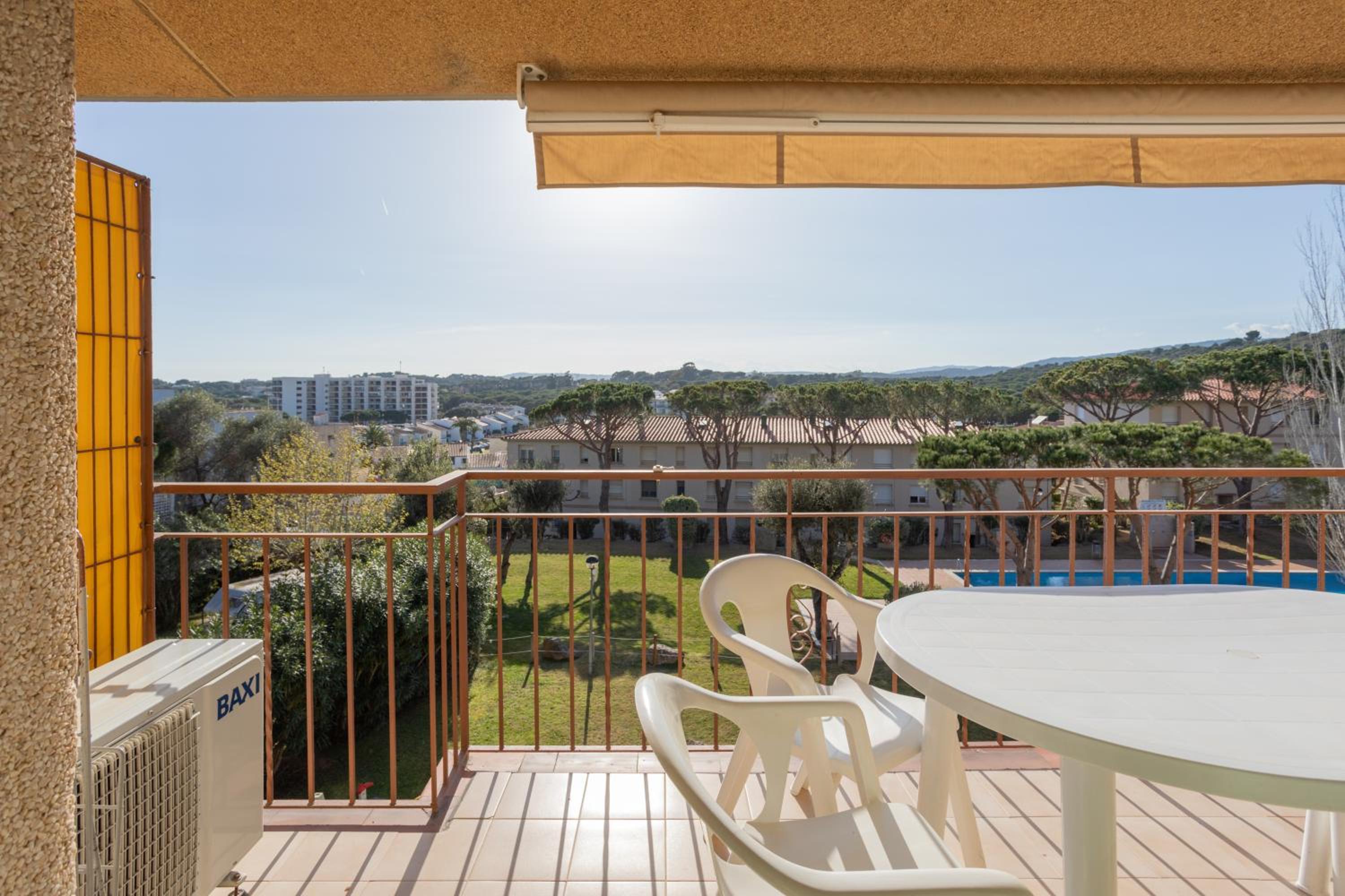 Apartamentos CASA MAREA La Fosca parking y piscina