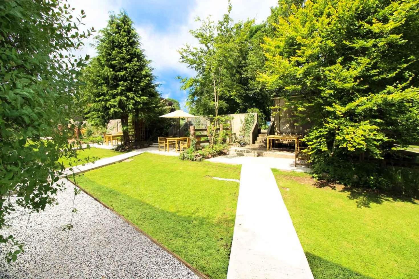 Trevadlock Manor Self Catering Cottages