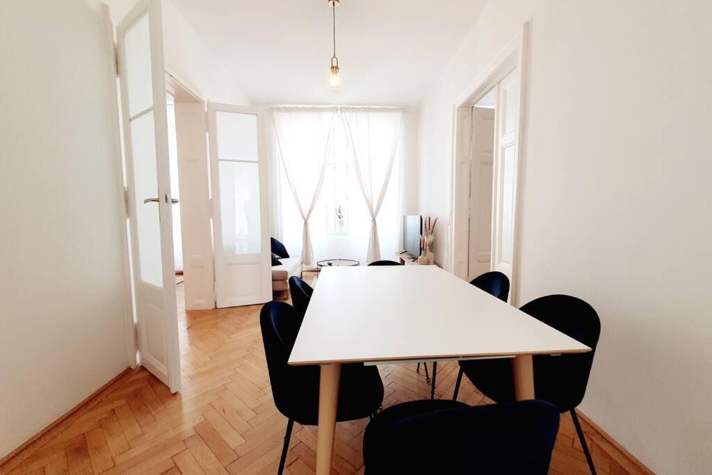 Savoir Vivre Apartments Rosinagasse