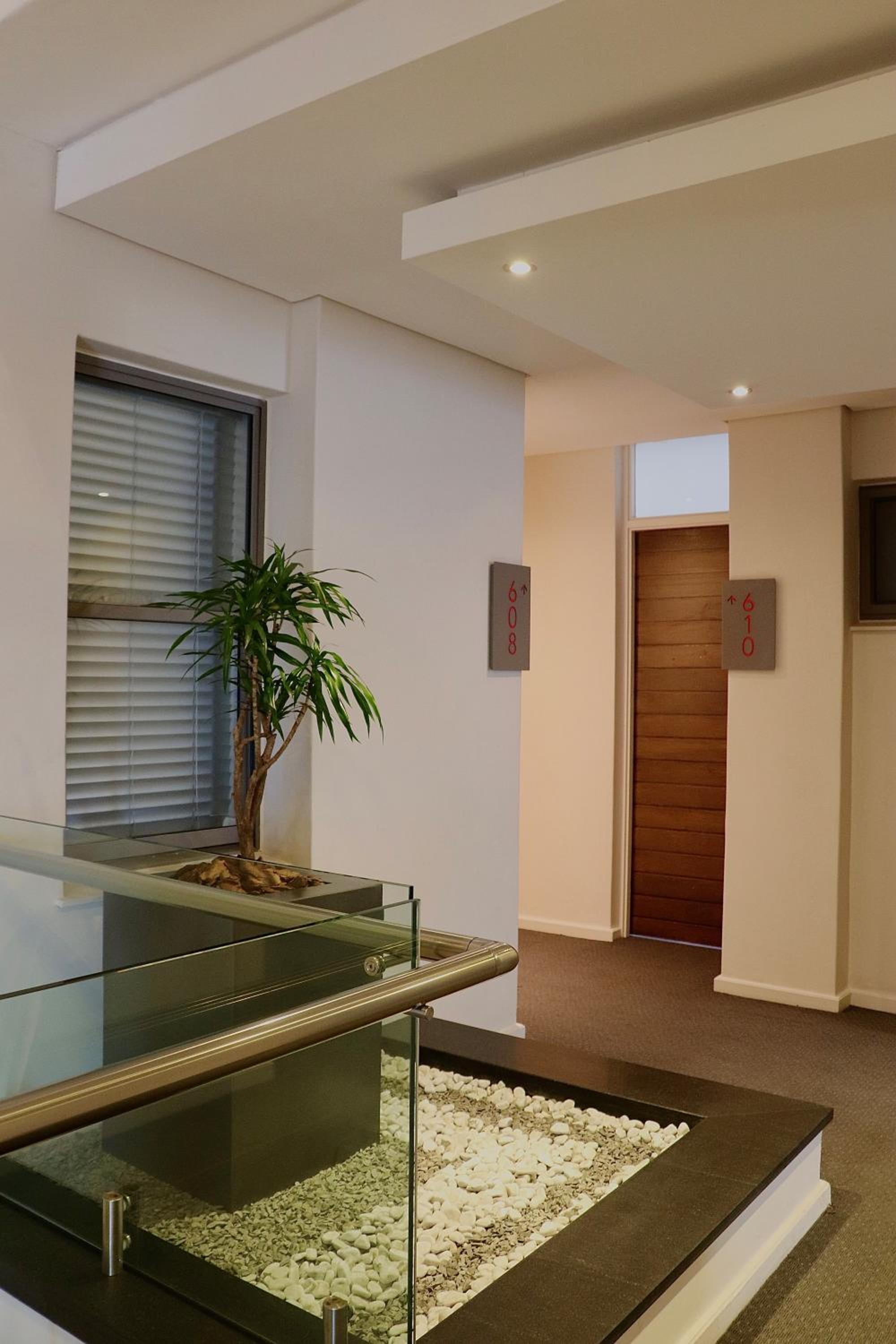 Photo 189 sur 199 de The Residences at Crystal Towers