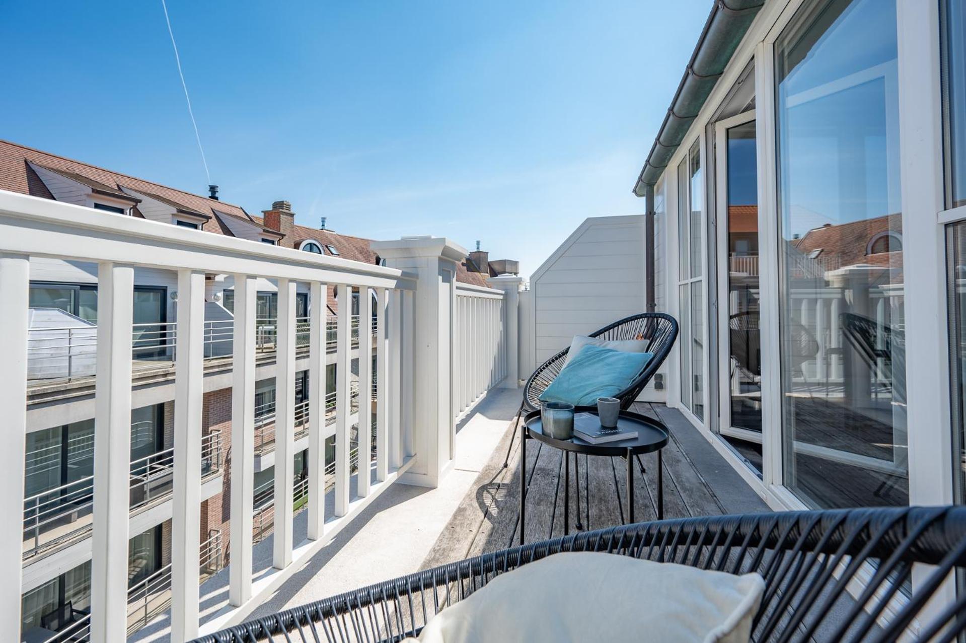 BEACH 52 duplex appartement met terras