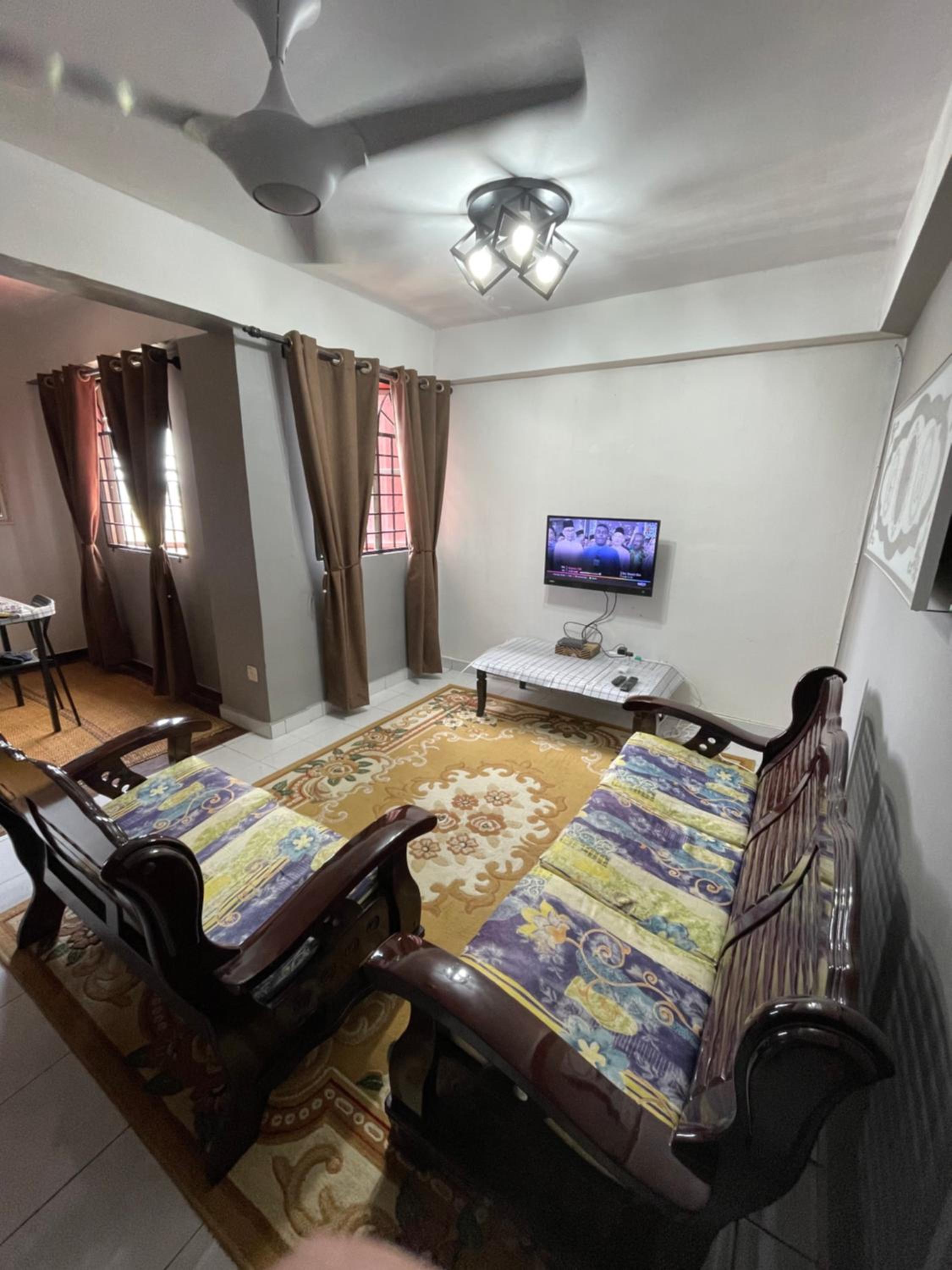 Barokah Homestay Buginvilla Taman Bunga Raya photo 2