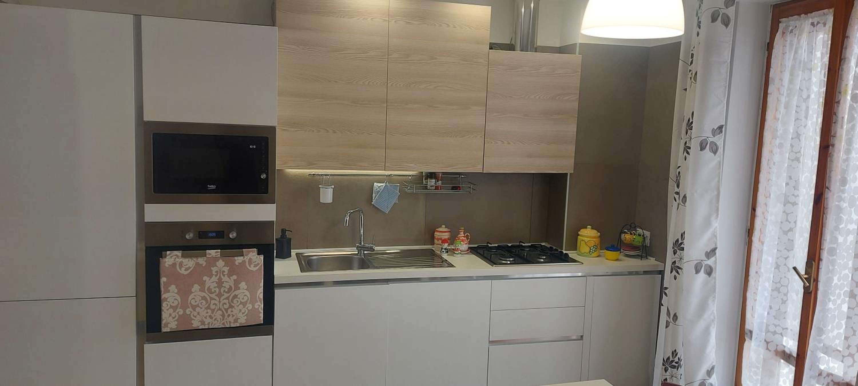 VALERIA'S HOUSE view 4