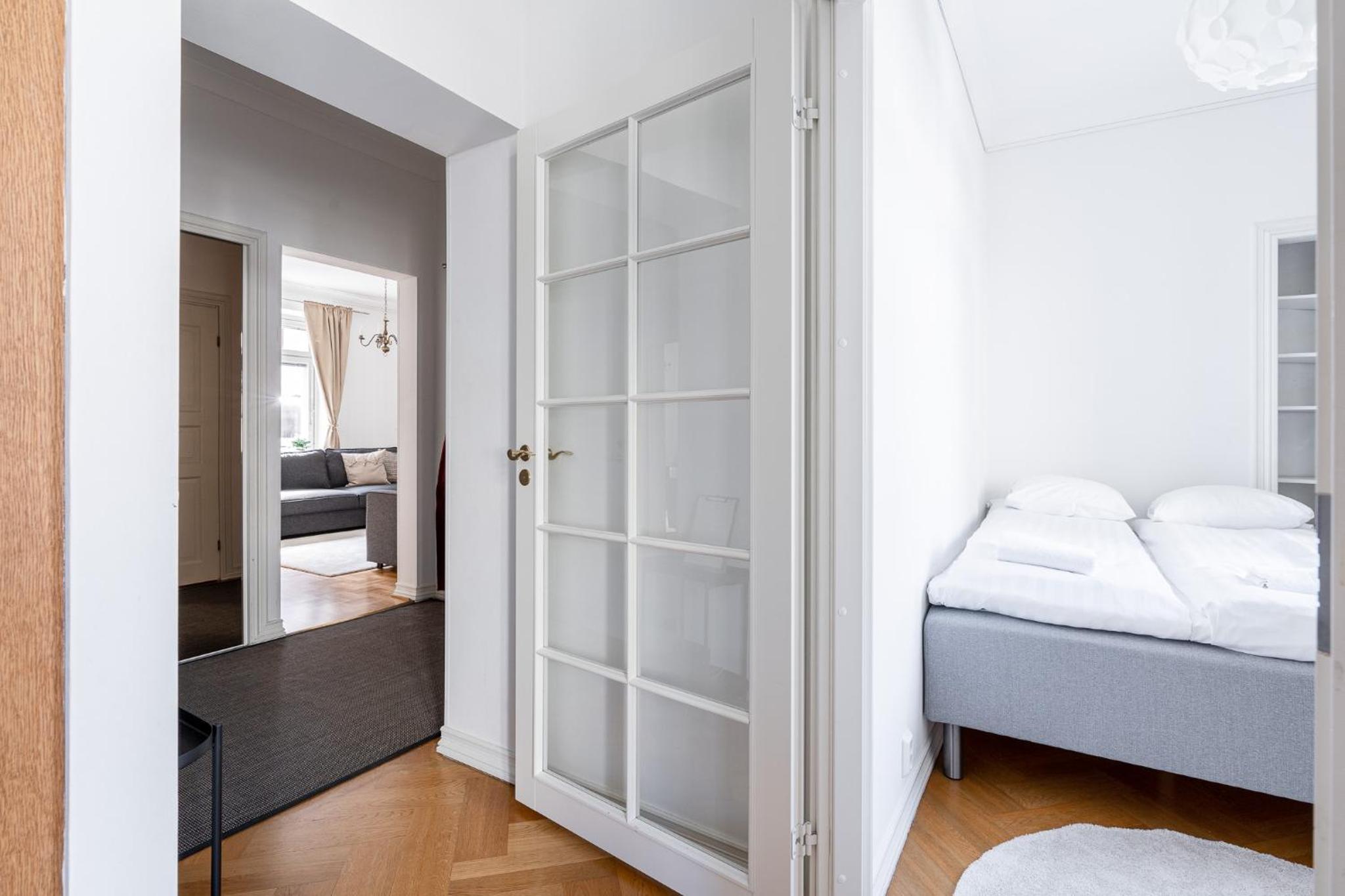 "Tuulensuu" - Historical 2BR Apartment with Sauna & Great Location view 5
