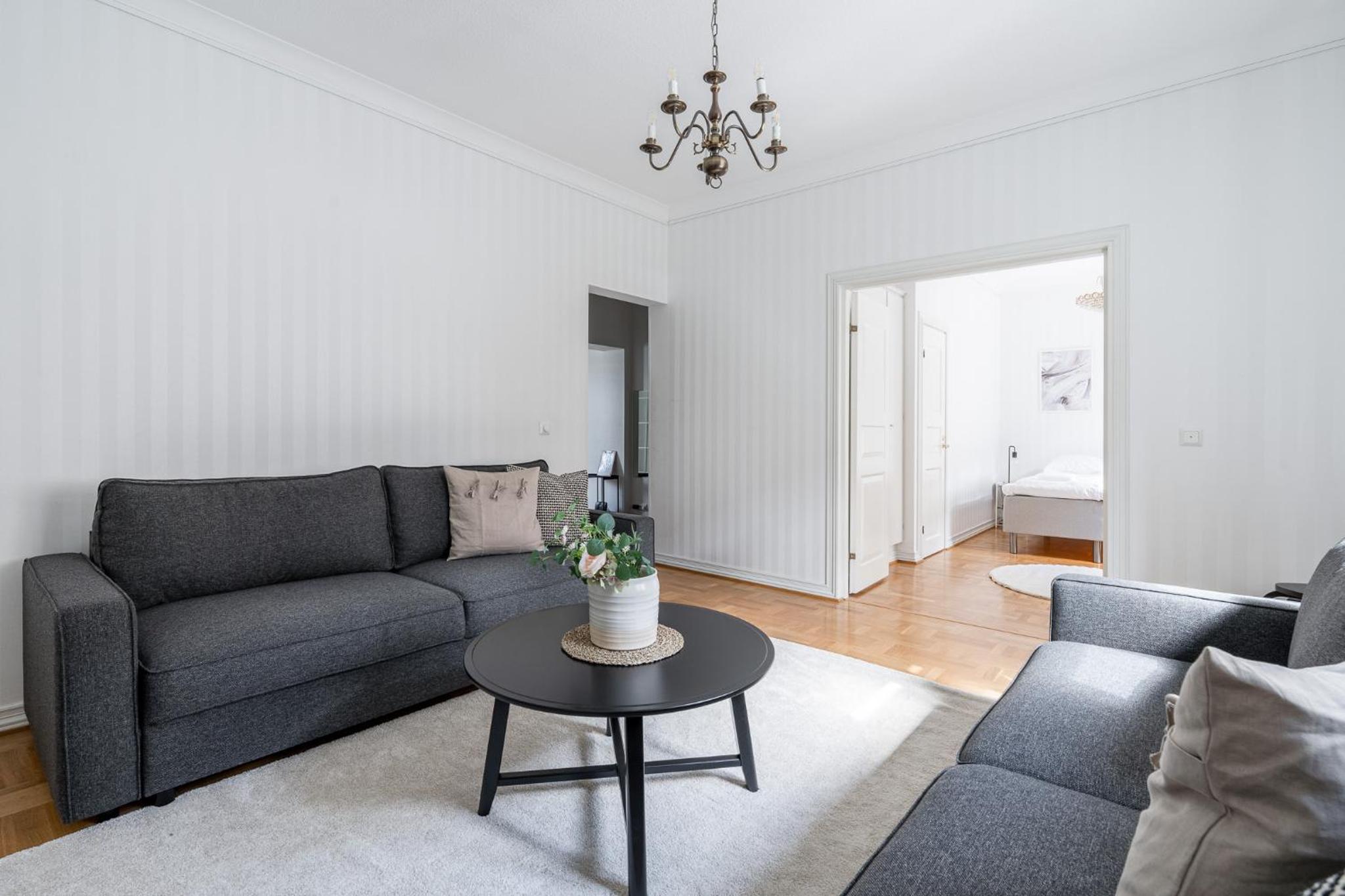 "Tuulensuu" - Historical 2BR Apartment with Sauna & Great Location view 2