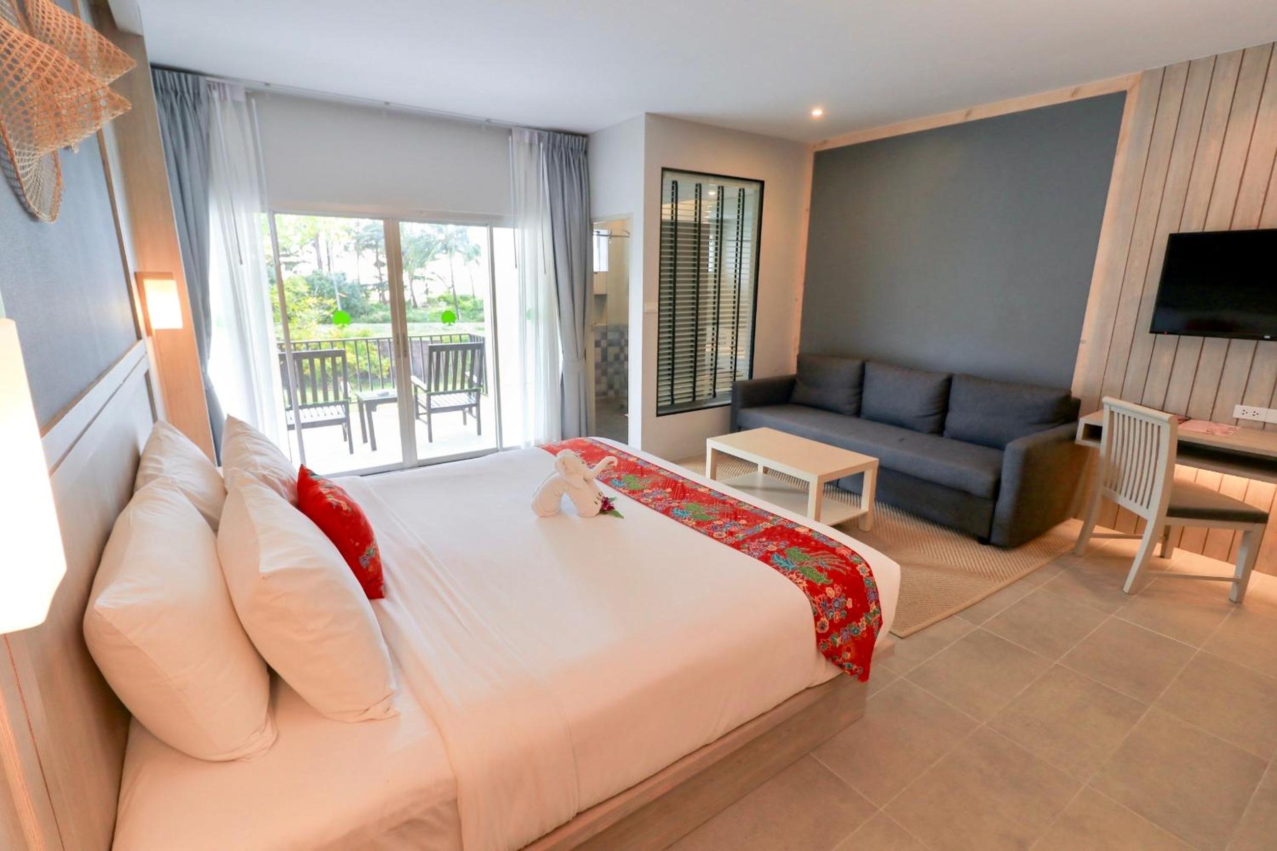 Palm Galleria Resort