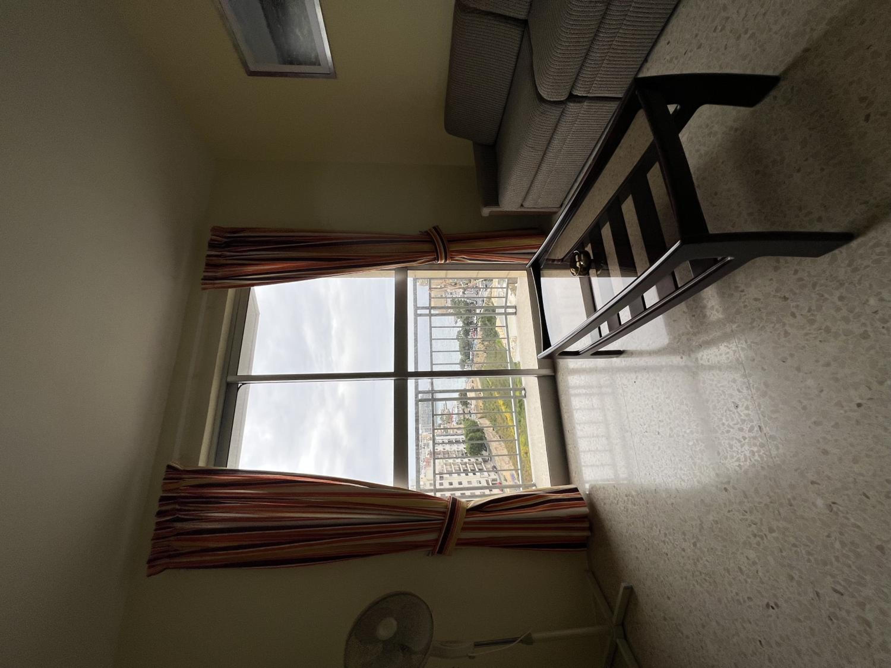 2 Bedrm Apt Seaview Balluta Bay (6) view 4
