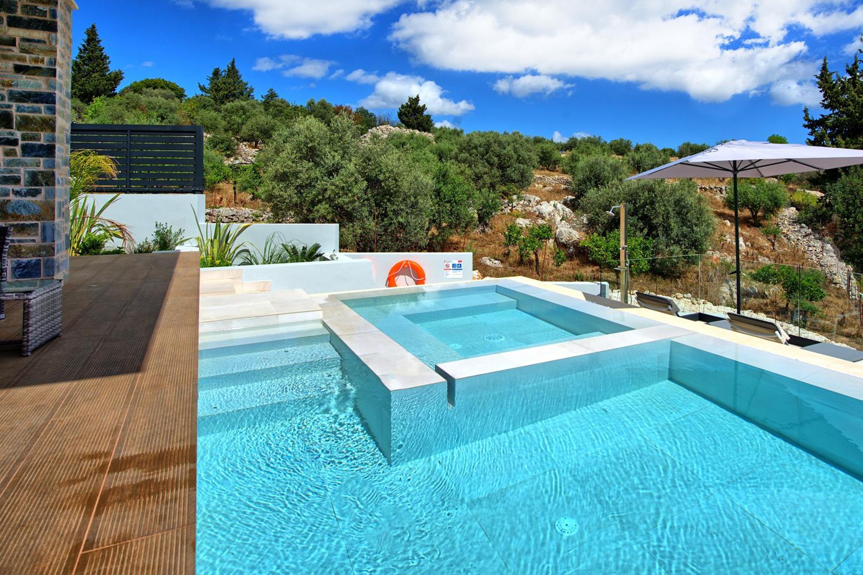 Villa Kallos by PosarelliVillas