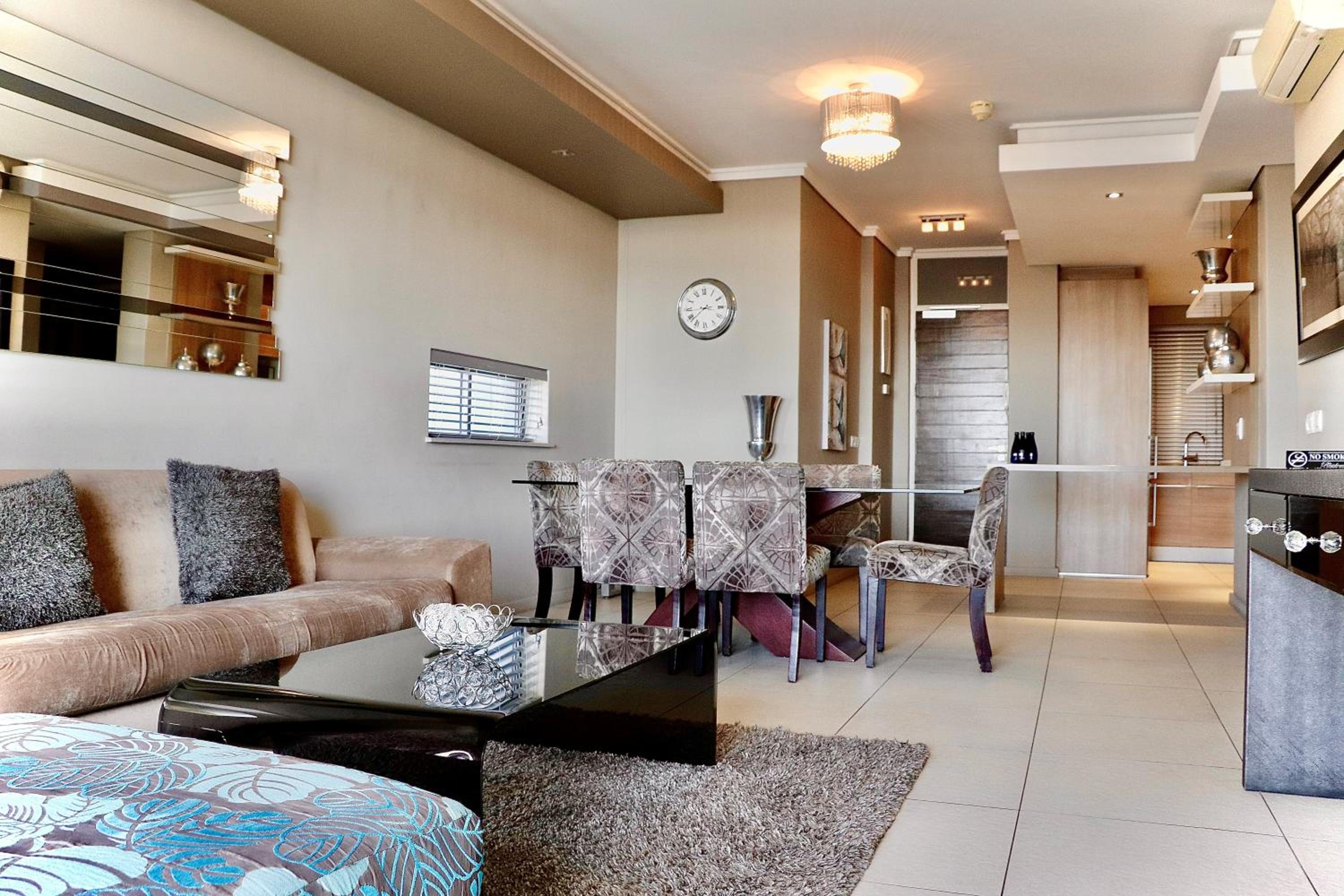Photo 102 sur 199 de The Residences at Crystal Towers