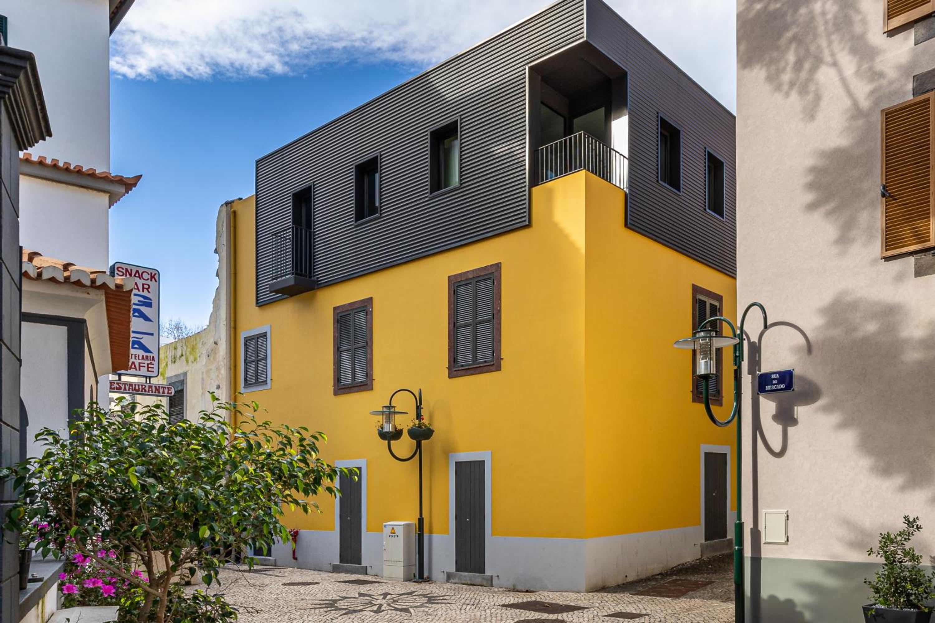 Hotel Fort Bay Suite Apartments - Image 1