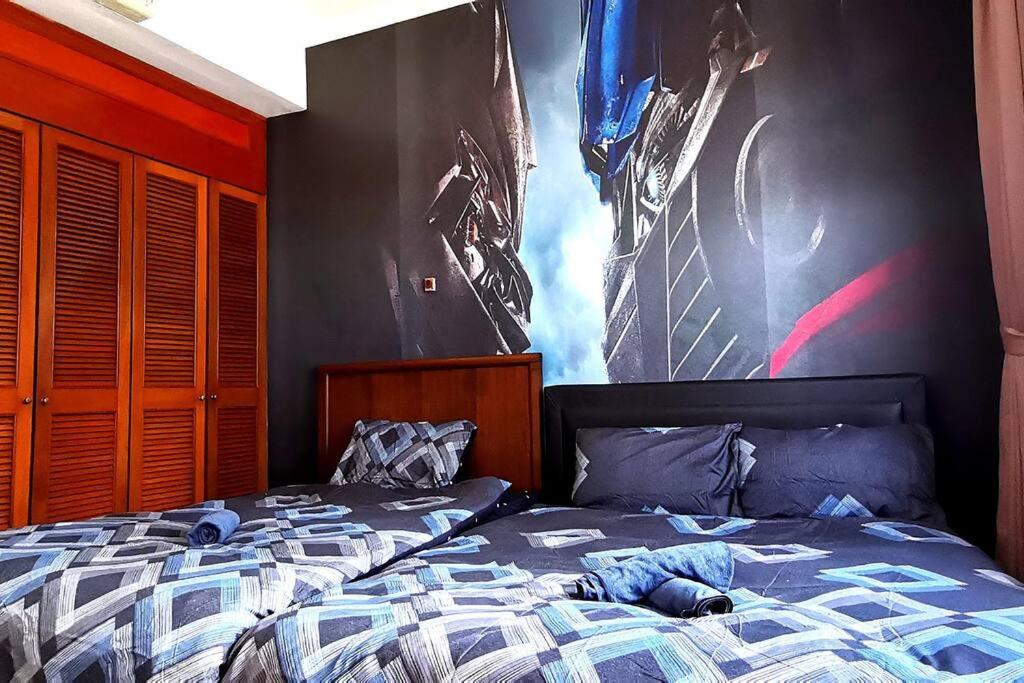 KLCC Transformers Homestay 10pax