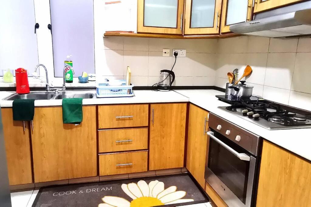 KLCC Transformers Homestay 10pax