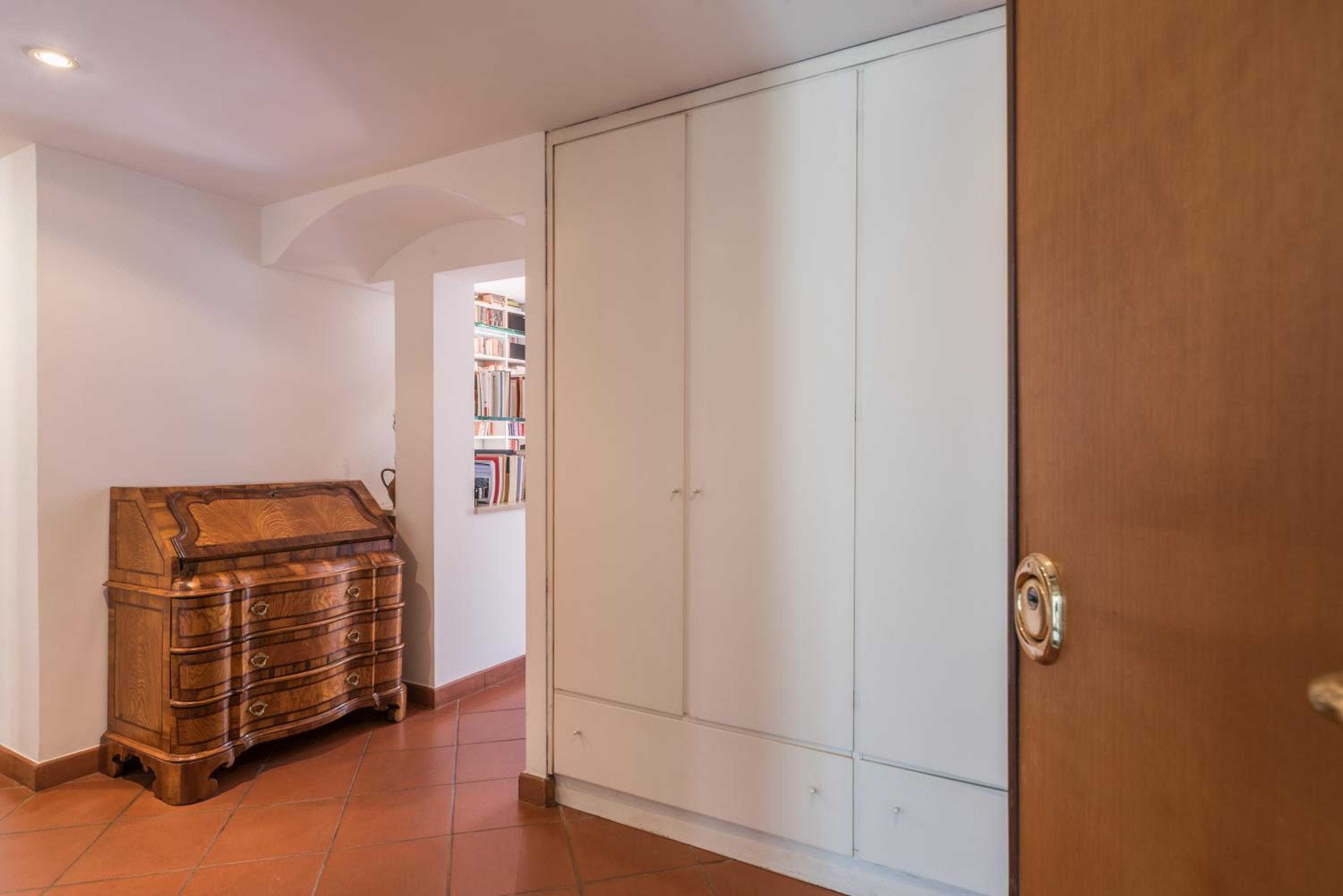 Colosseo Stylish Penthouse
