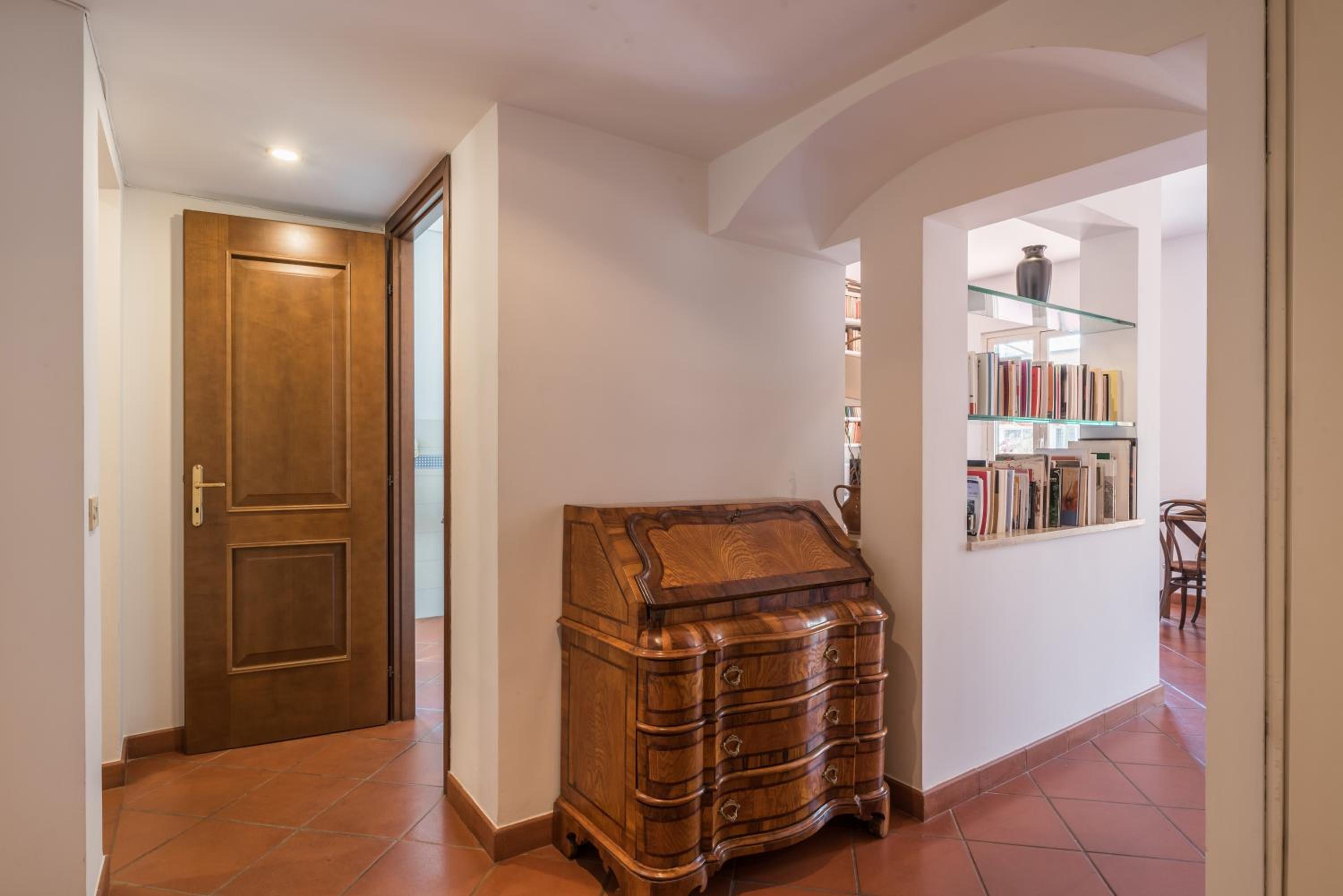 Colosseo Stylish Penthouse