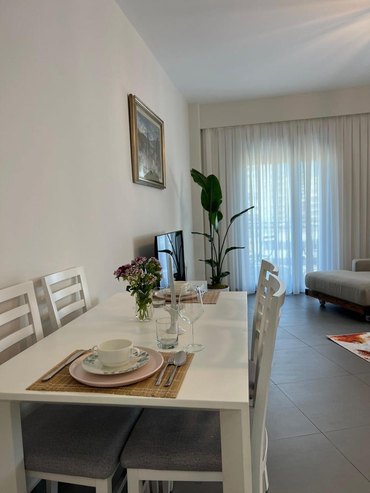 Mozart House - Spacious Luxury Apartment - Heart of the City