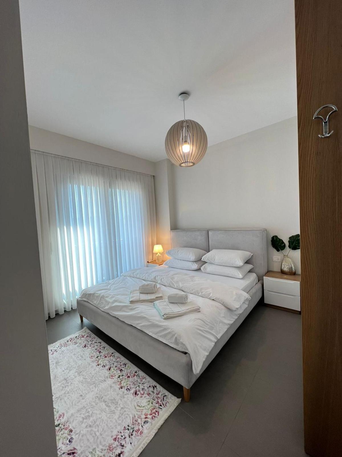 Mozart House - Spacious Luxury Apartment - Heart of the City