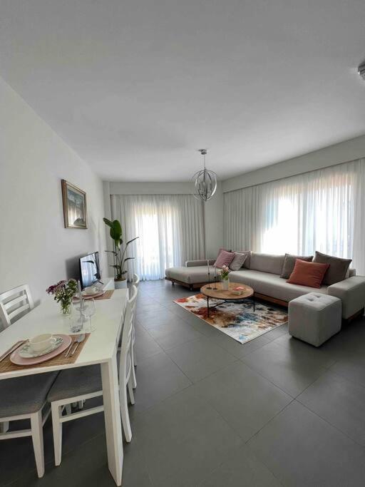 Mozart House - Spacious Luxury Apartment - Heart of the City