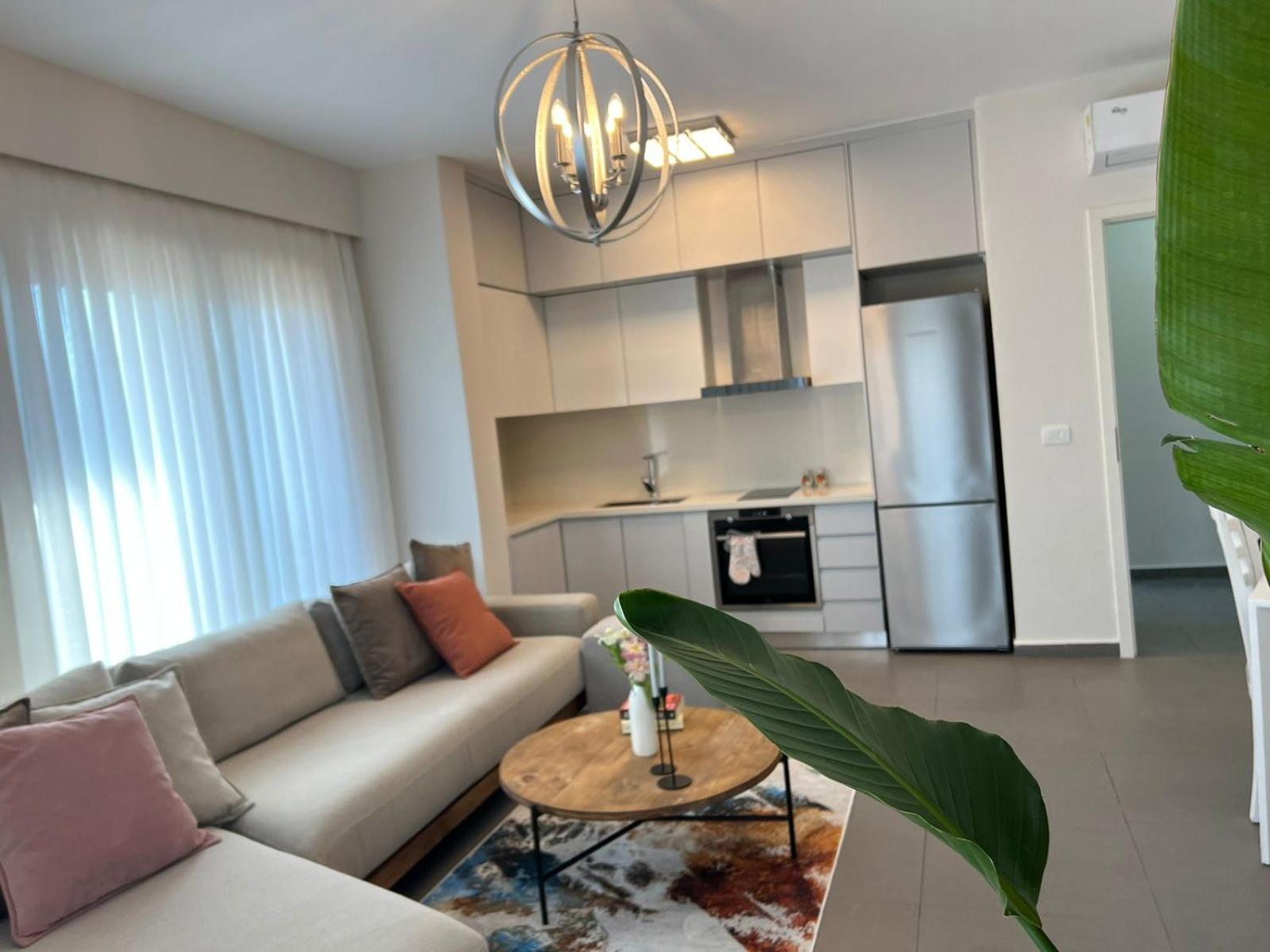Mozart House - Spacious Luxury Apartment - Heart of the City