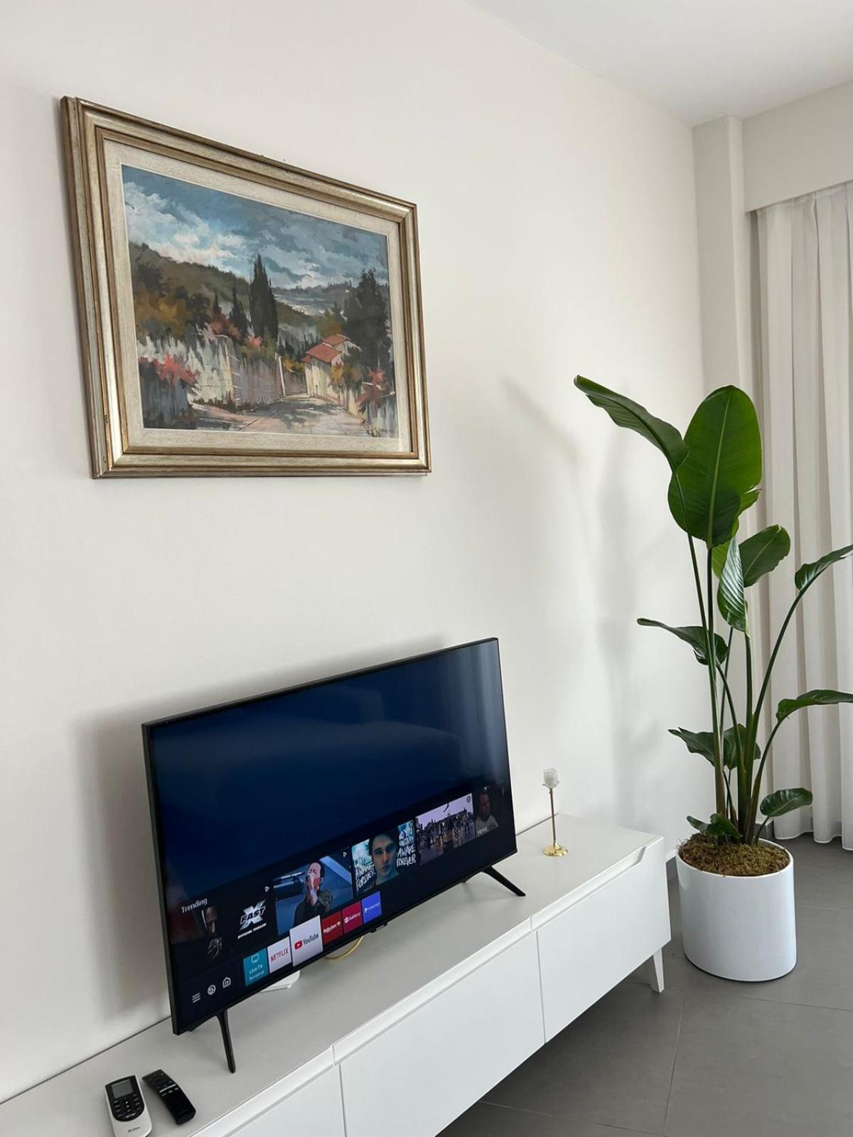 Mozart House - Spacious Luxury Apartment - Heart of the City
